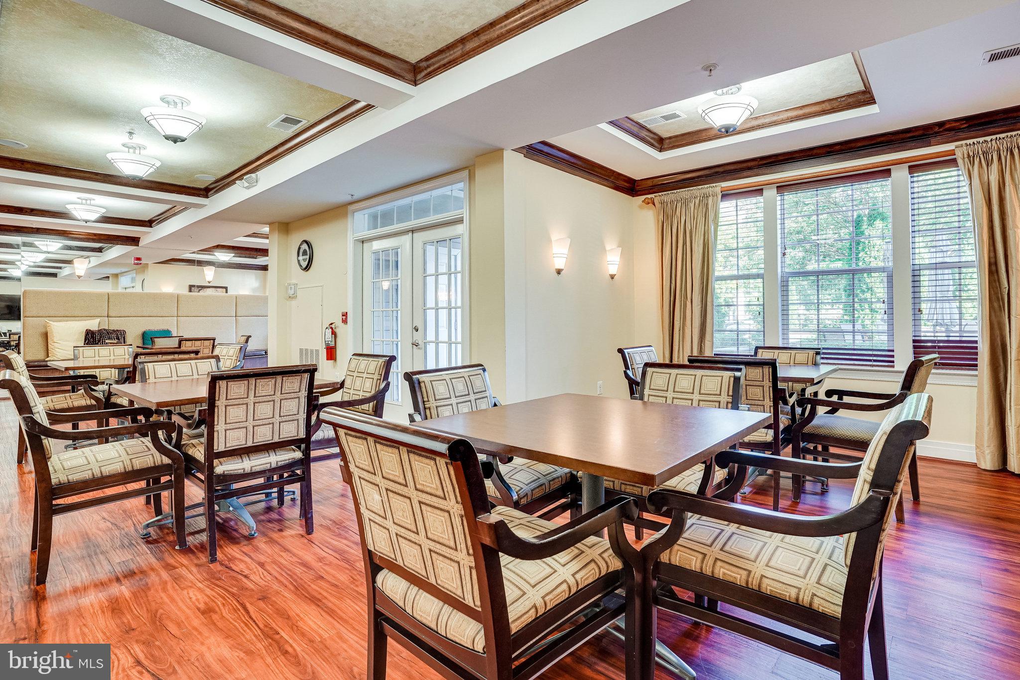 HIDDENBROOK - Residential