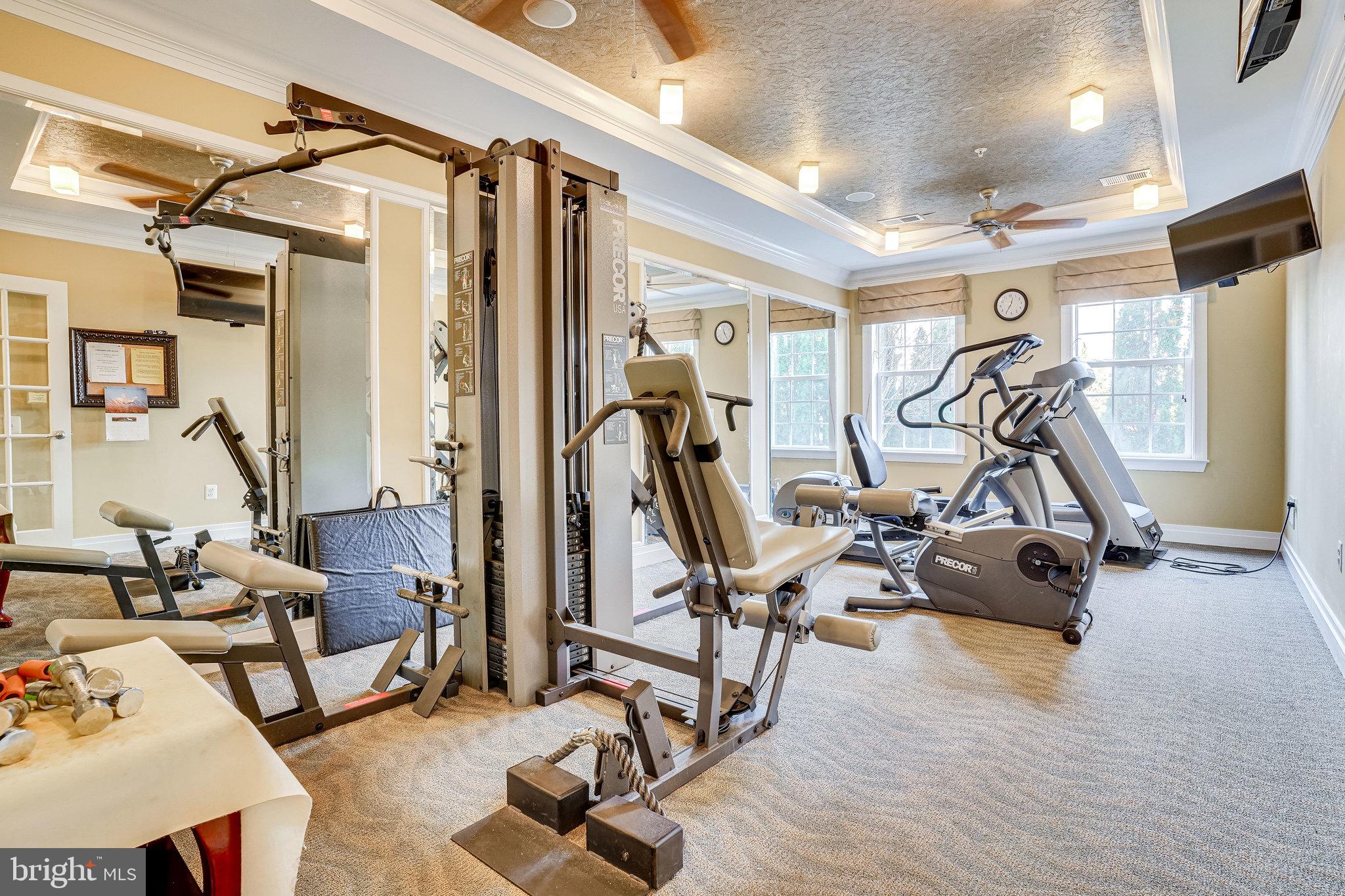 HIDDENBROOK - Residential