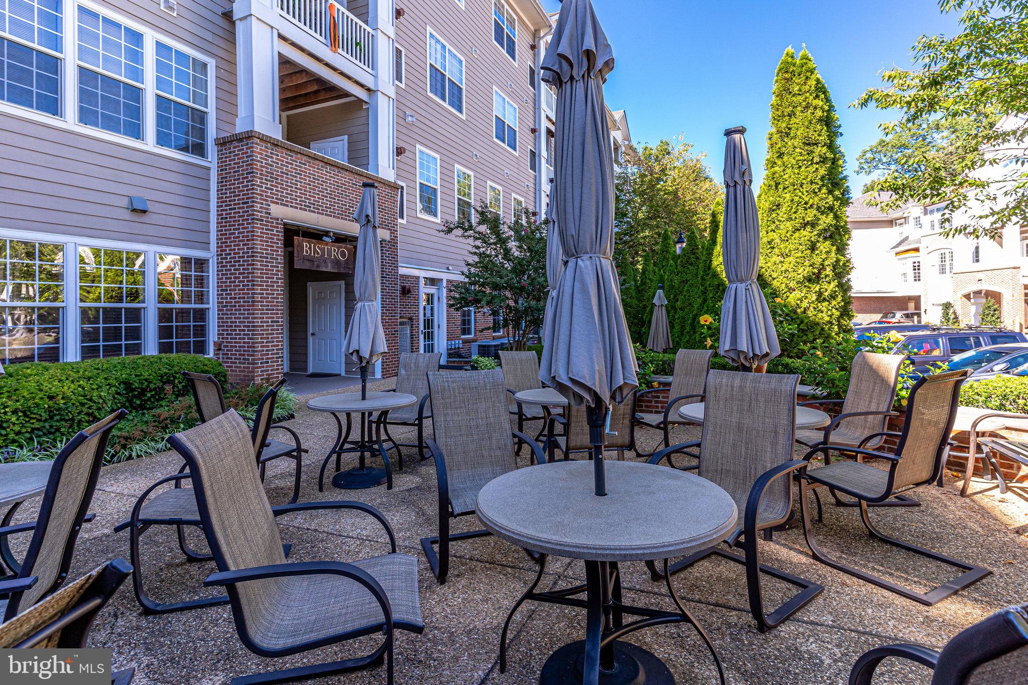 HIDDENBROOK - Residential