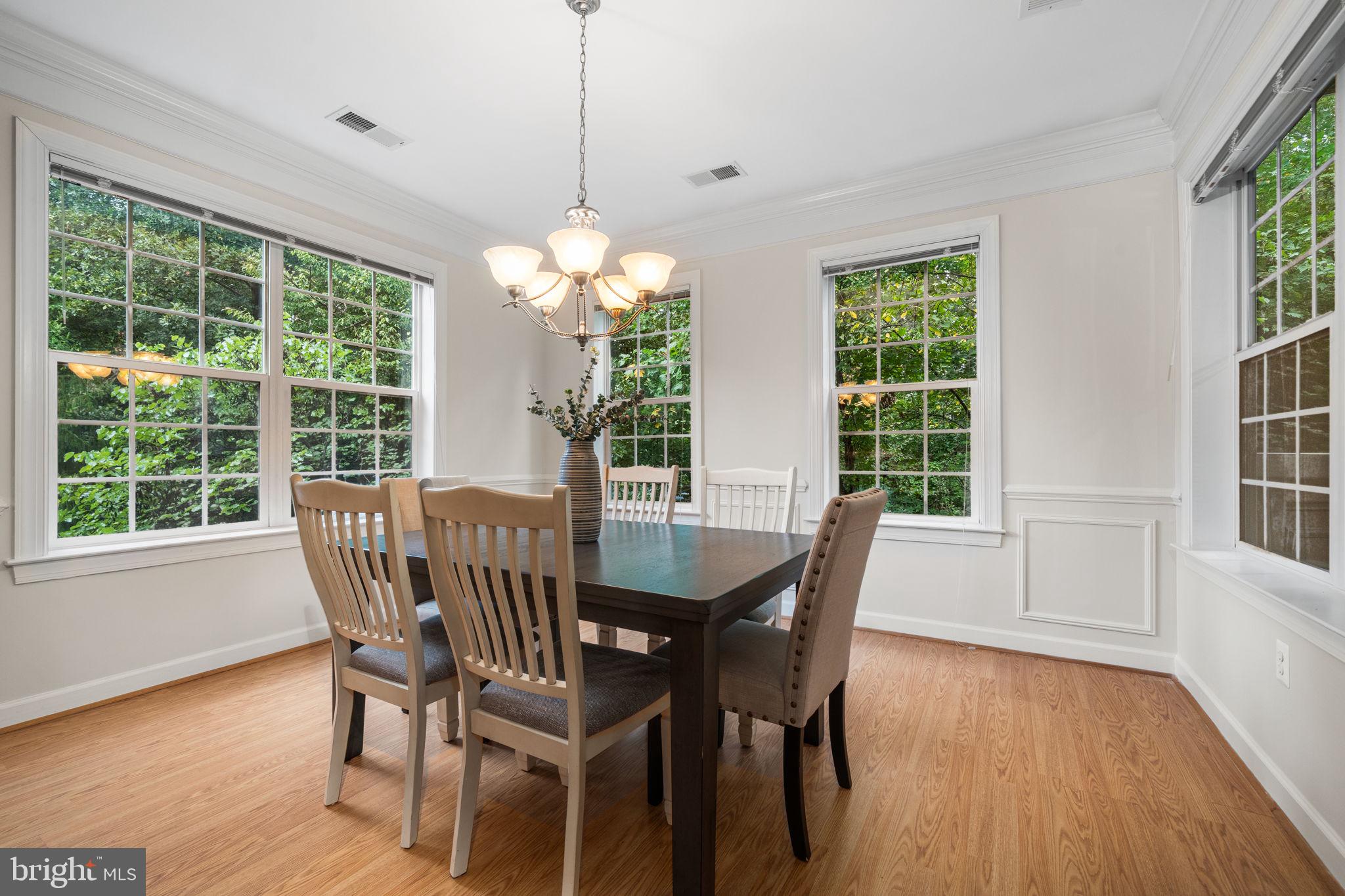 HIDDENBROOK - Residential