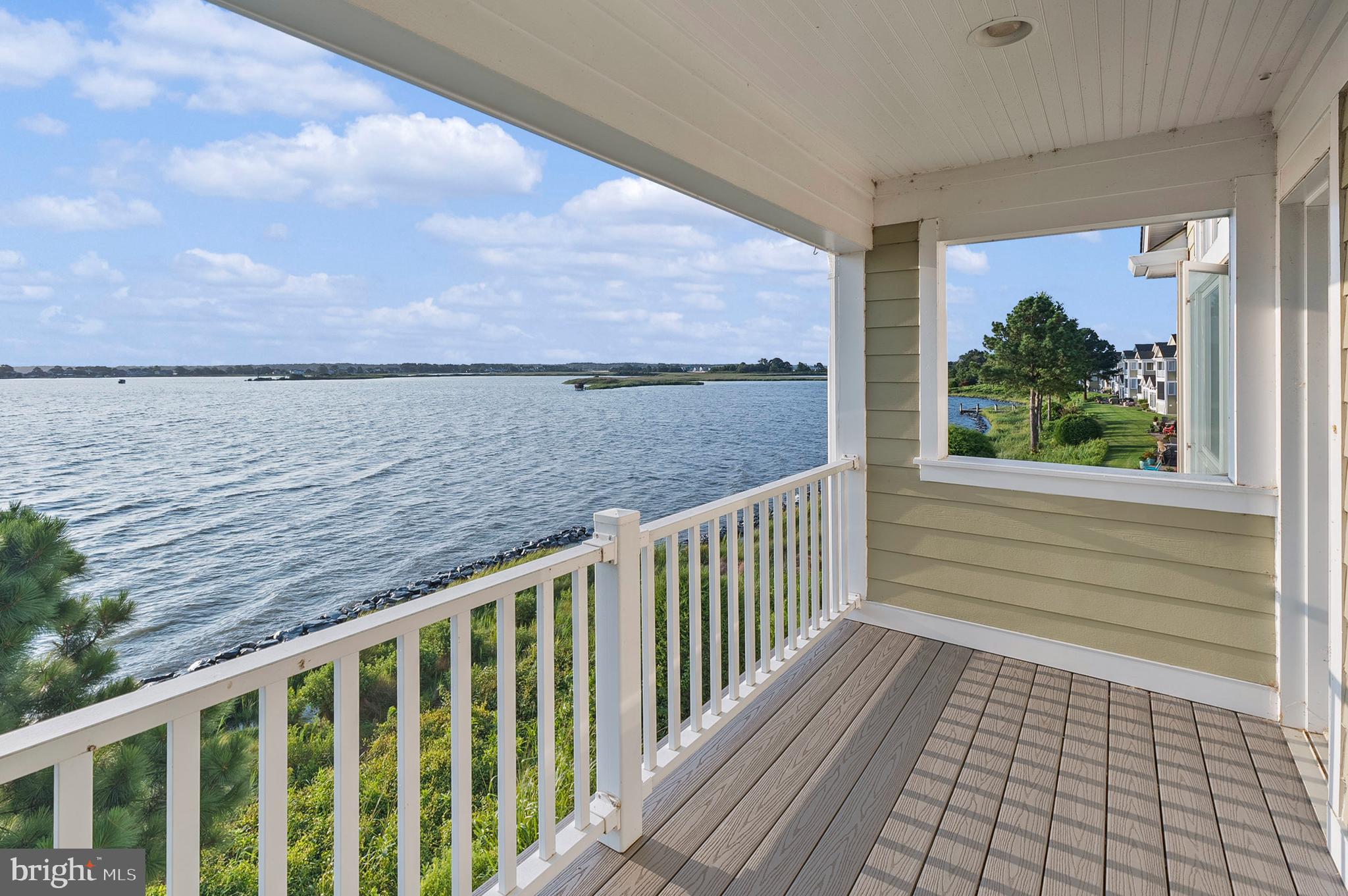 NARROWS POINTE - Residential