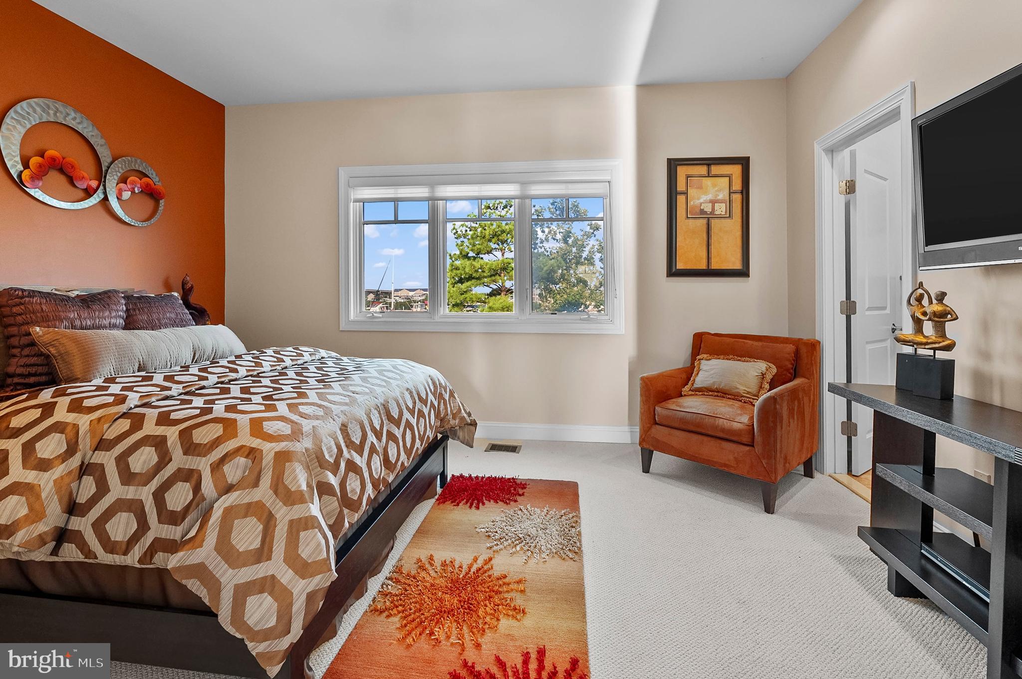 NARROWS POINTE - Residential