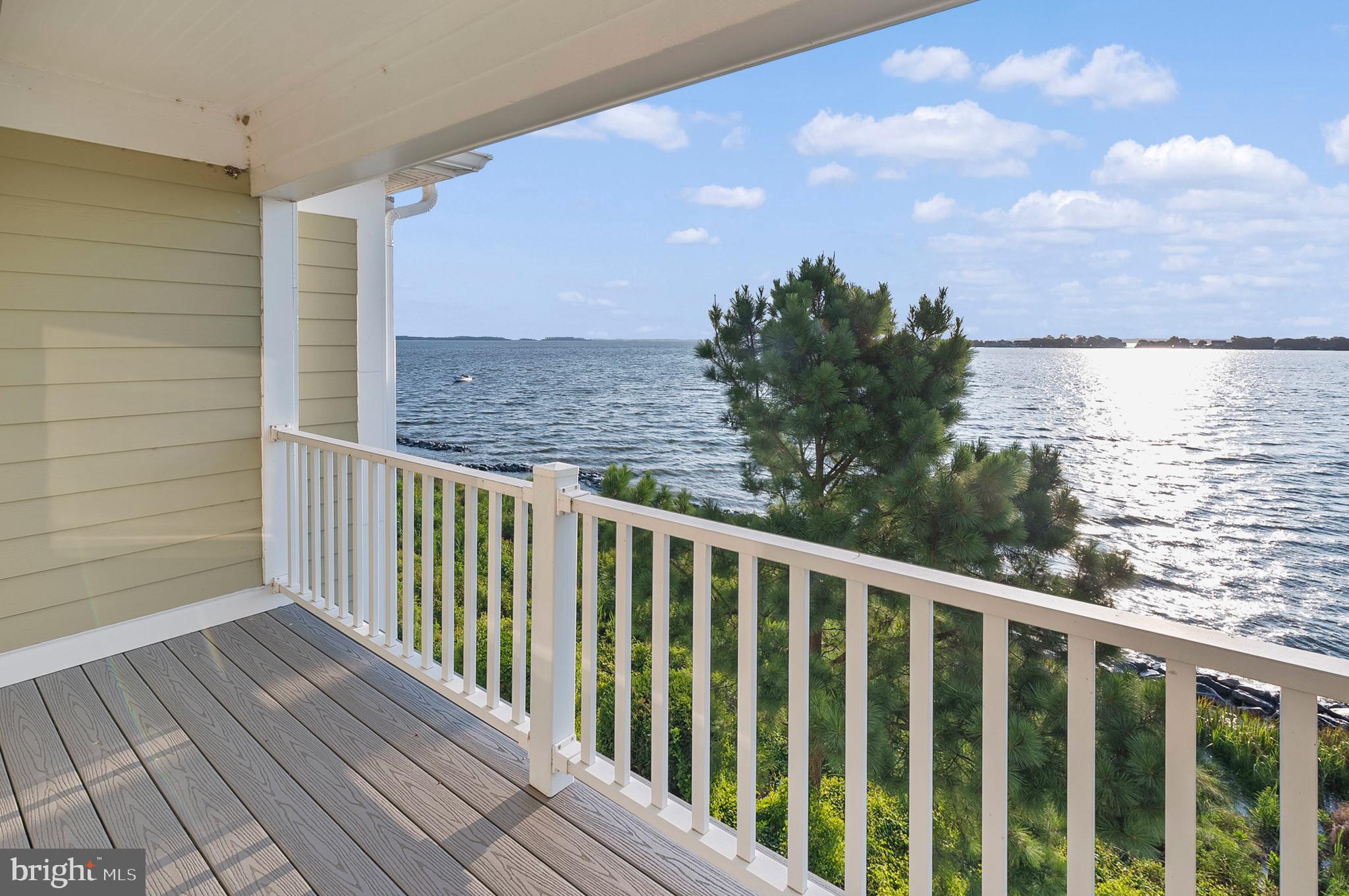 NARROWS POINTE - Residential