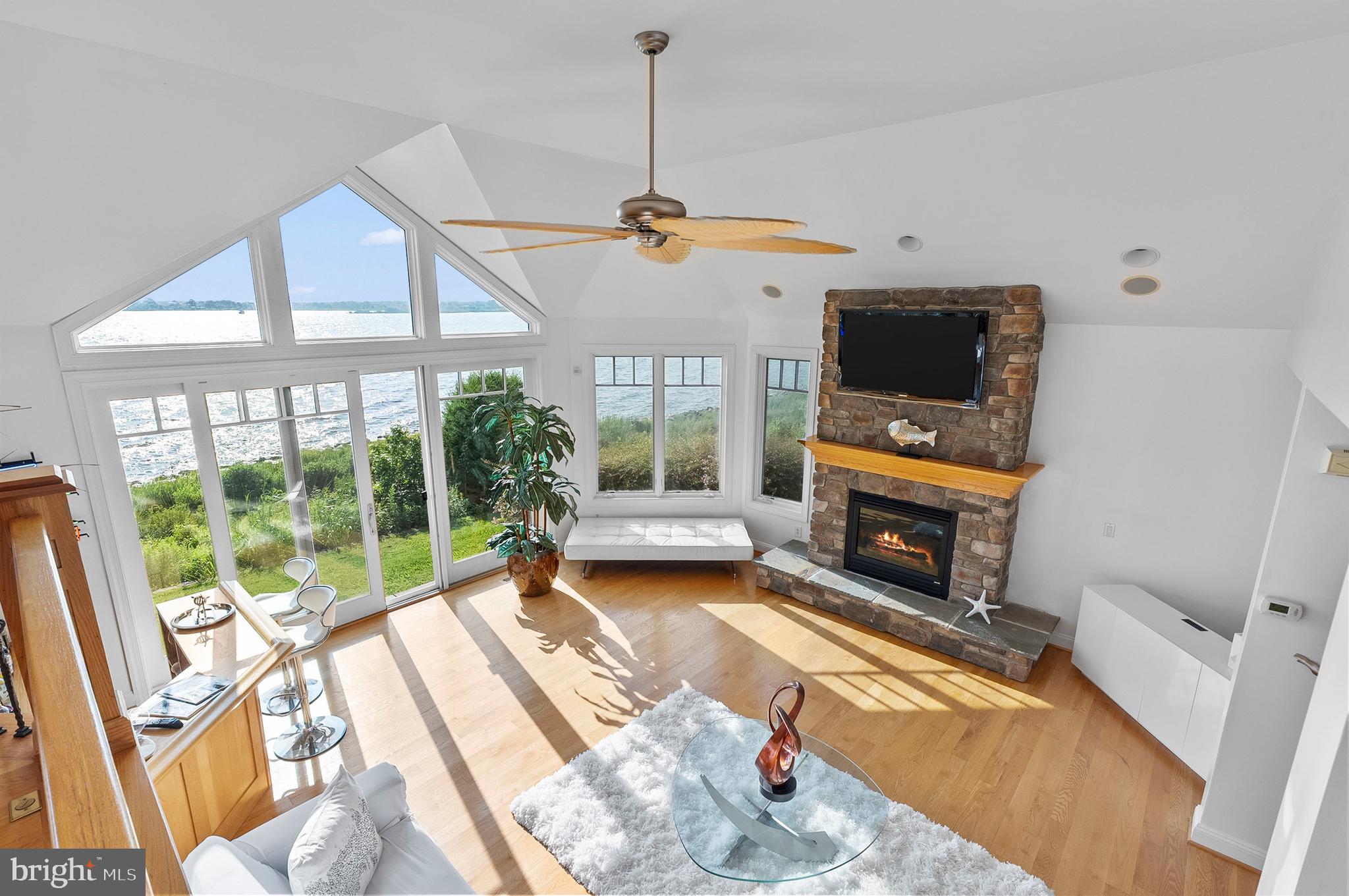 NARROWS POINTE - Residential