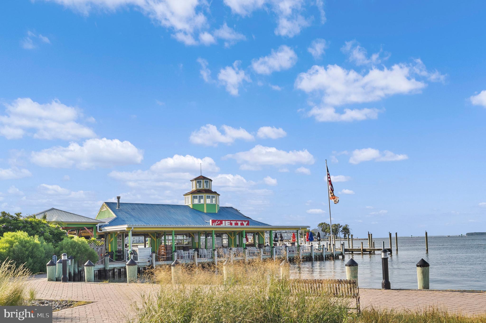 NARROWS POINTE - Residential