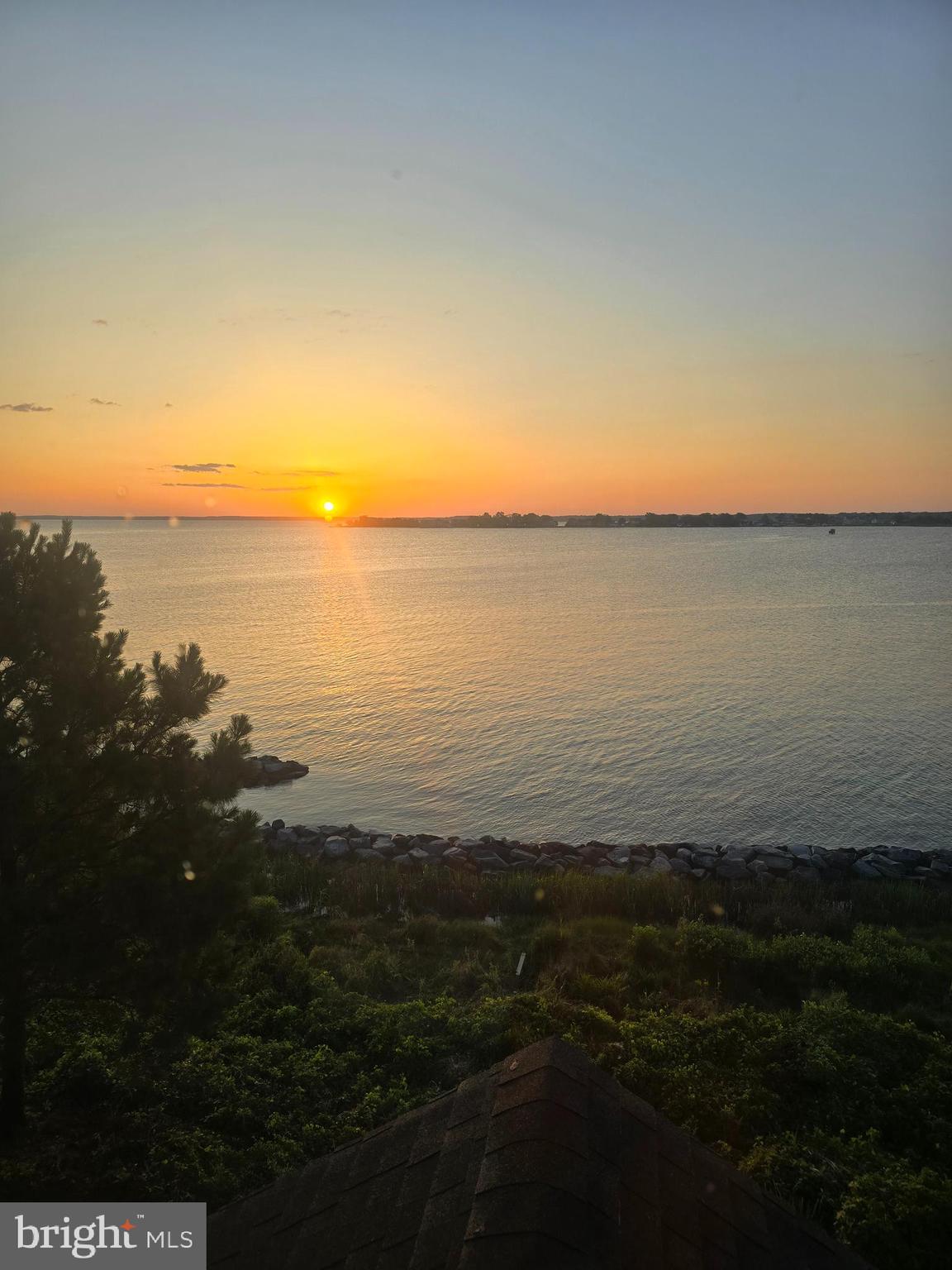 NARROWS POINTE - Residential