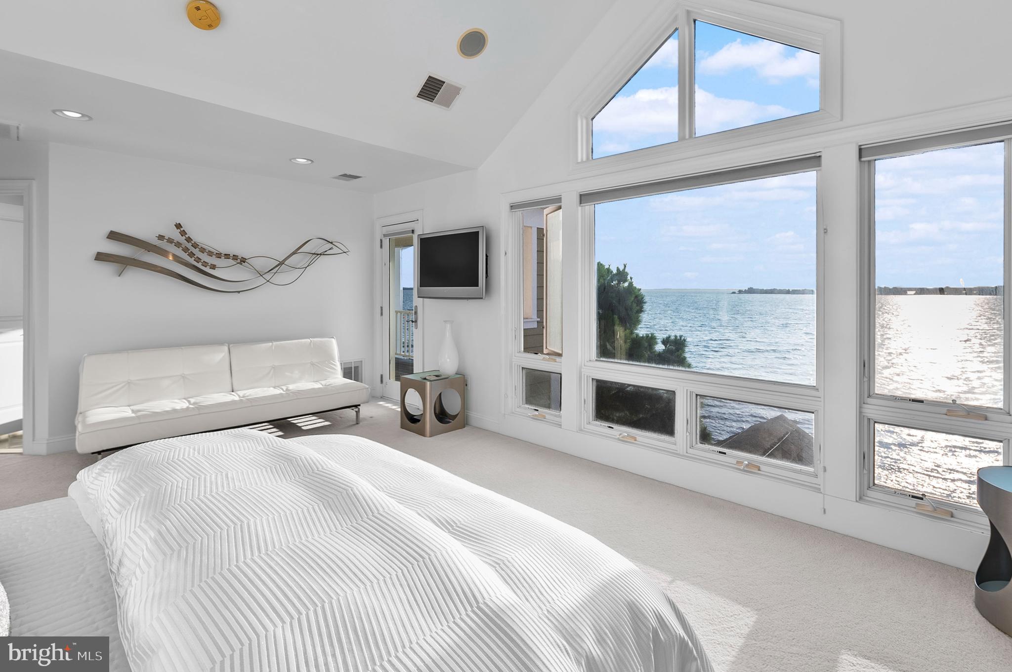 NARROWS POINTE - Residential