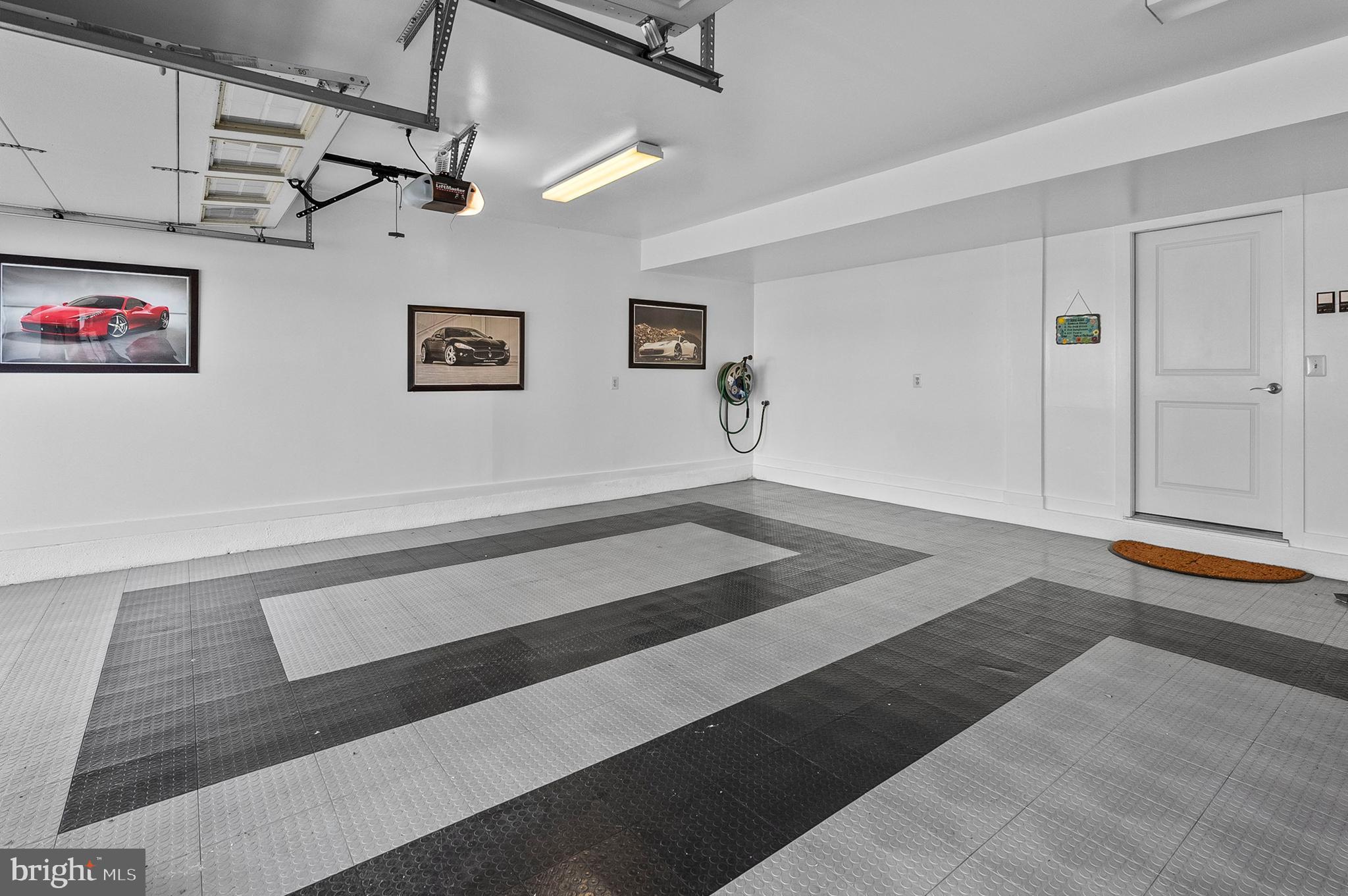 NARROWS POINTE - Residential