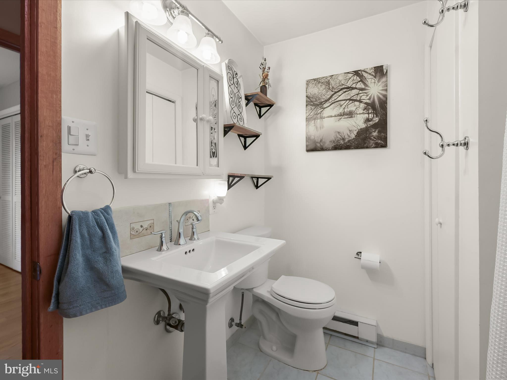 MYERSVILLE - Residential