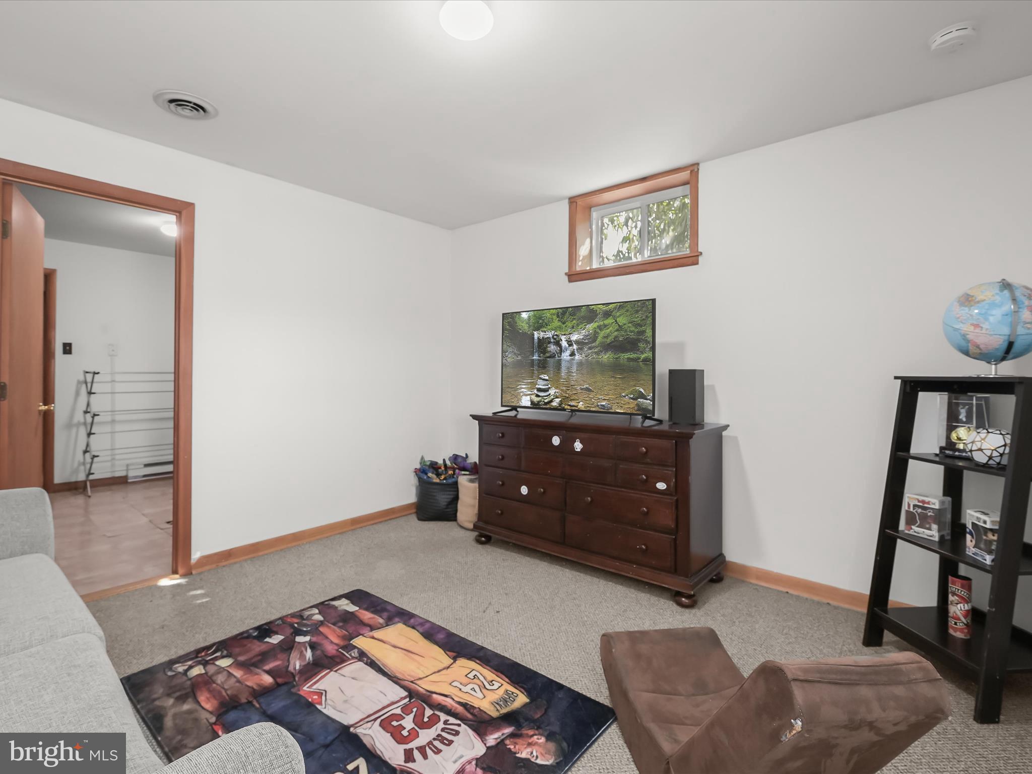 MYERSVILLE - Residential