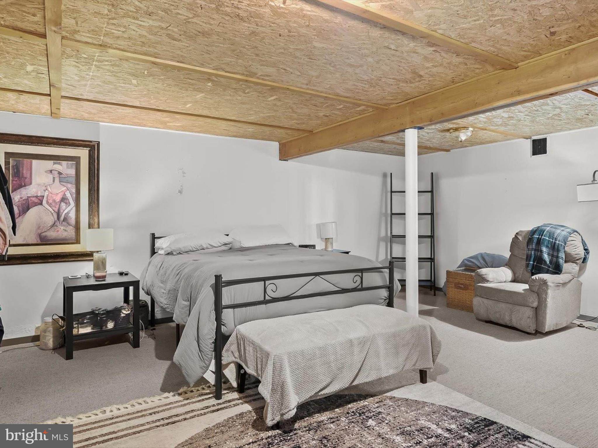 MYERSVILLE - Residential