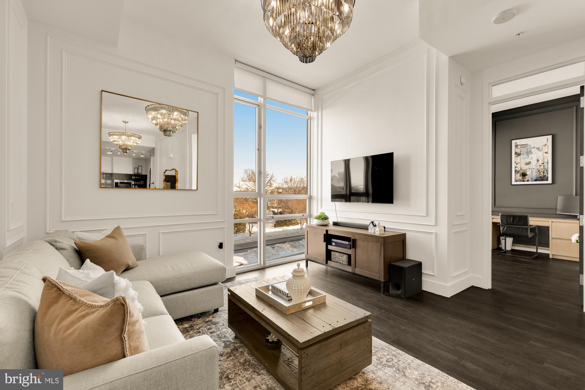 MIDTOWN AT RESTON TOWN CENTER - Residential