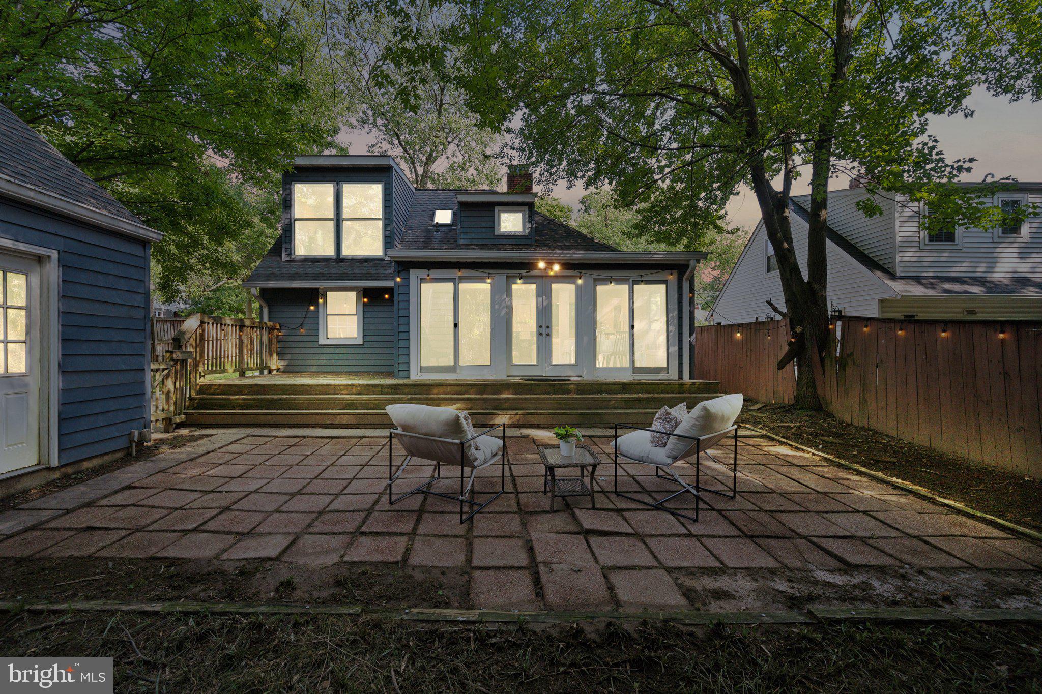 NORTH WOODSIDE - Residential