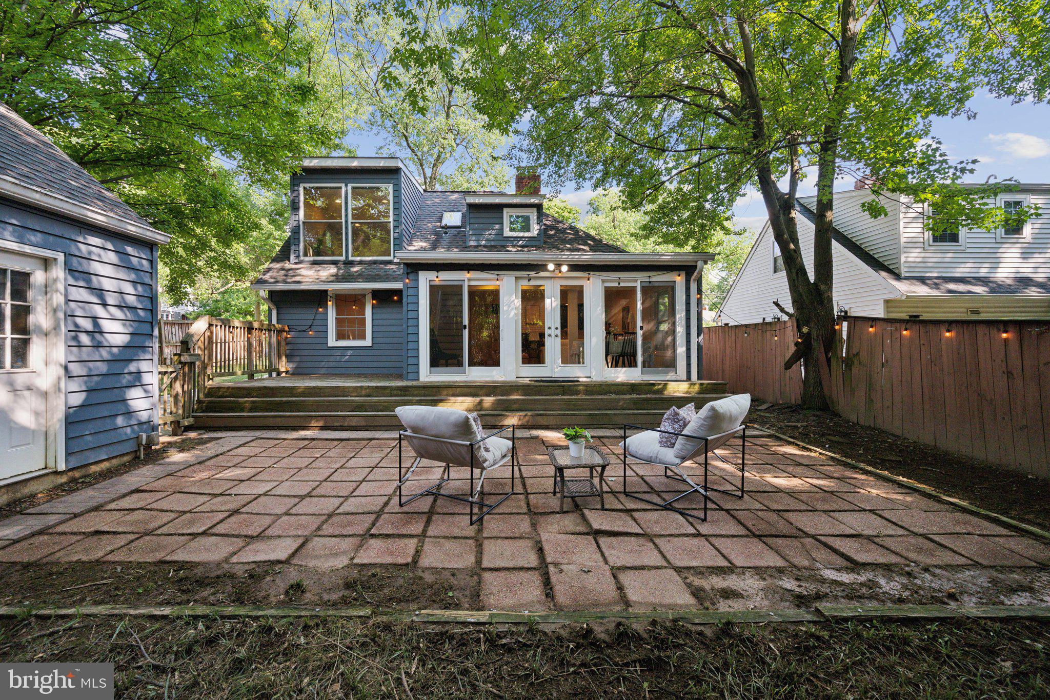 NORTH WOODSIDE - Residential