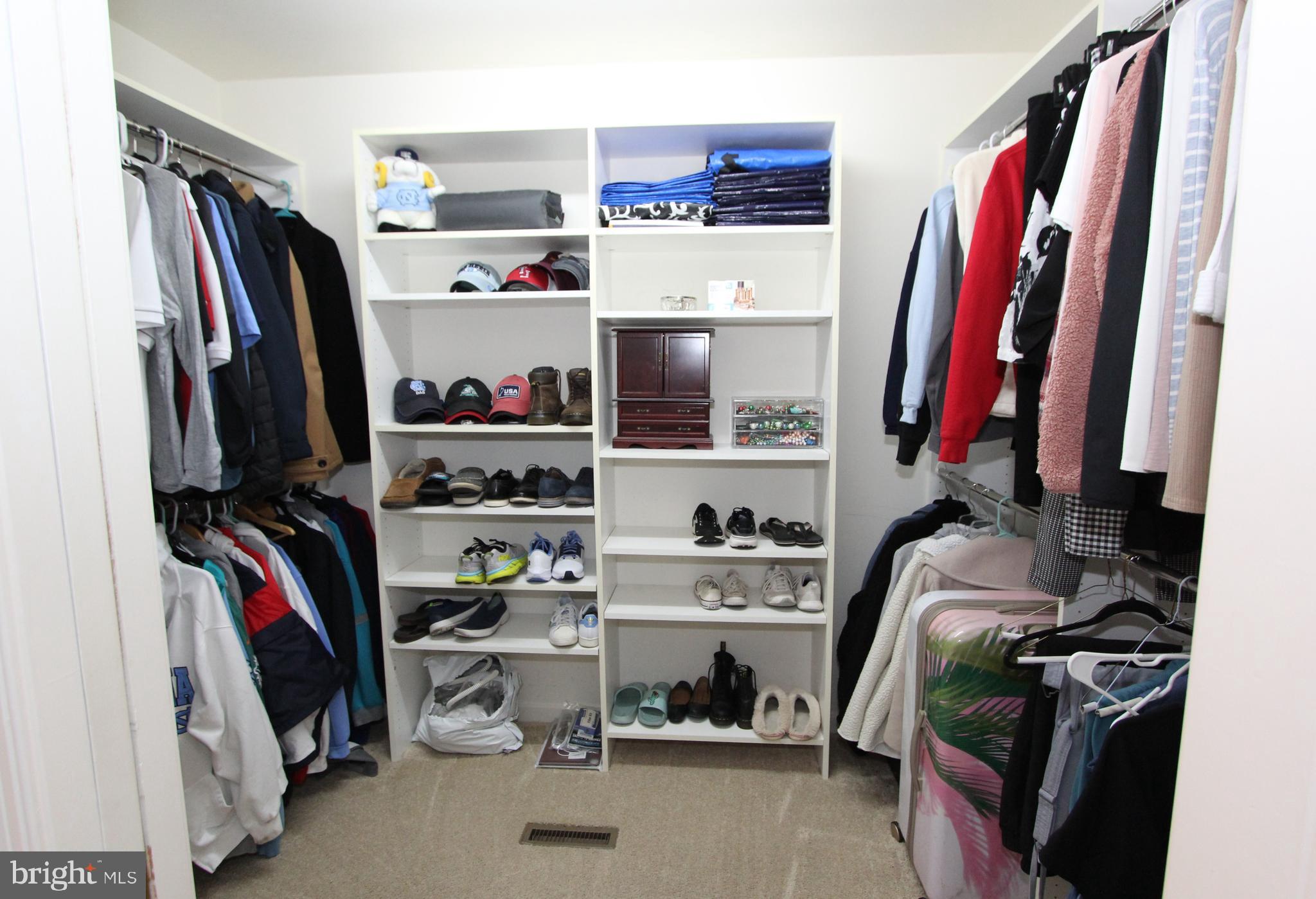 CLOVER HILL III - Residential