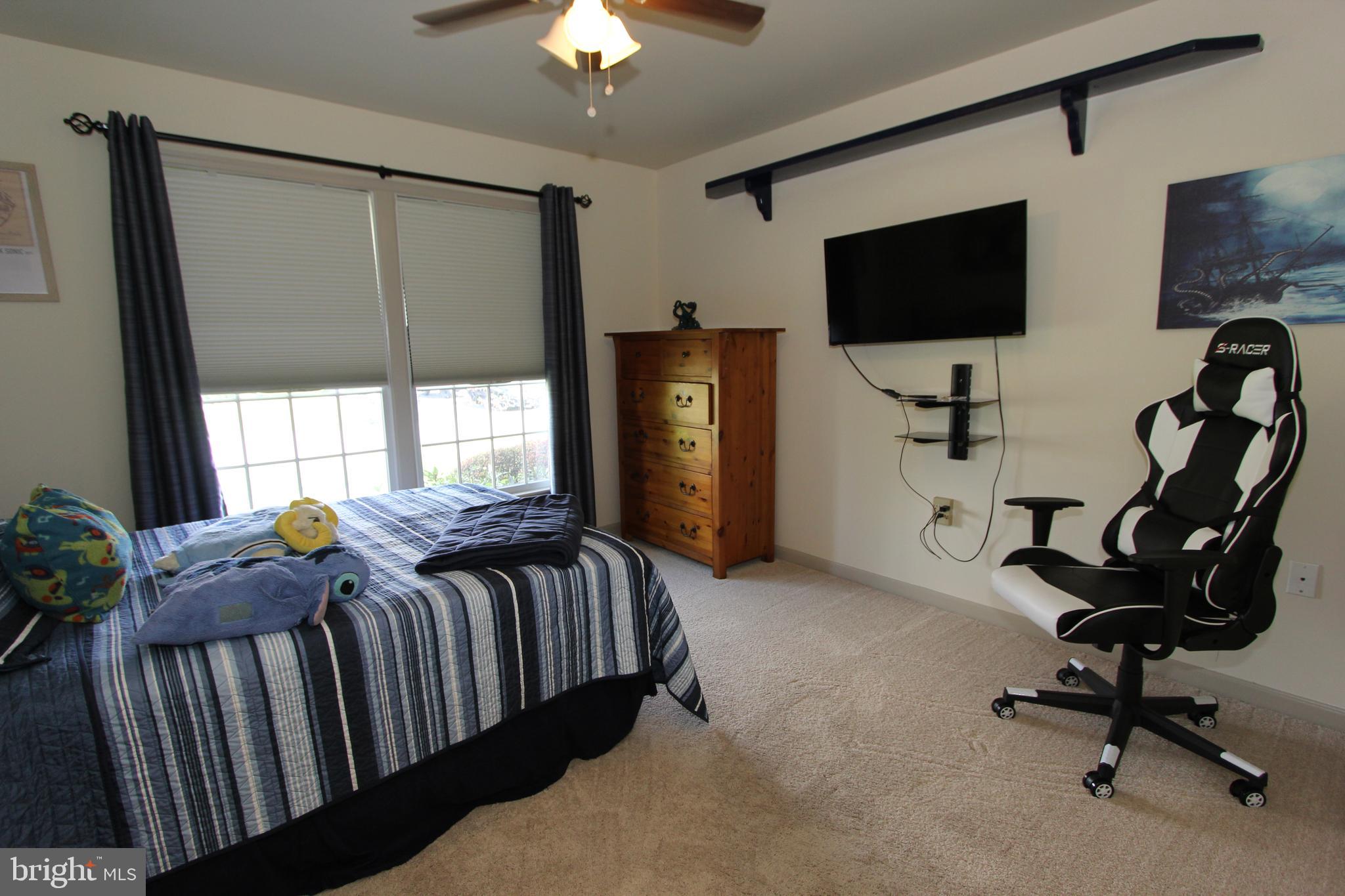 CLOVER HILL III - Residential