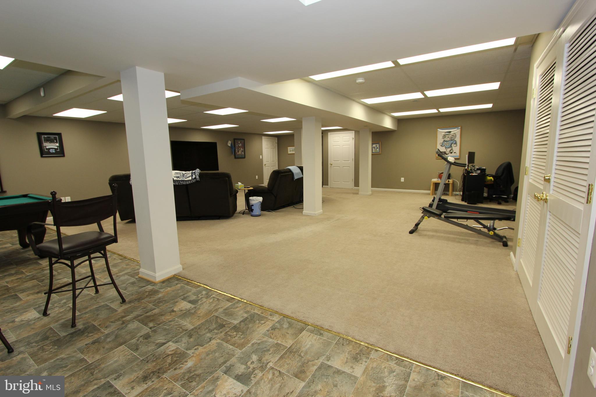 CLOVER HILL III - Residential