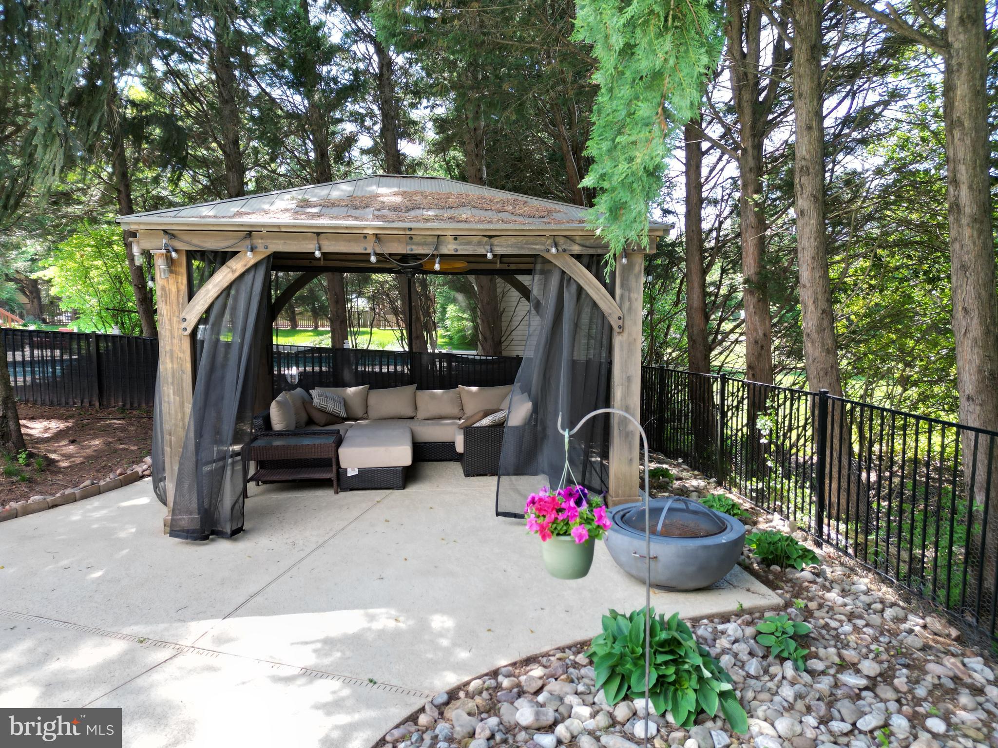 CLOVER HILL III - Residential