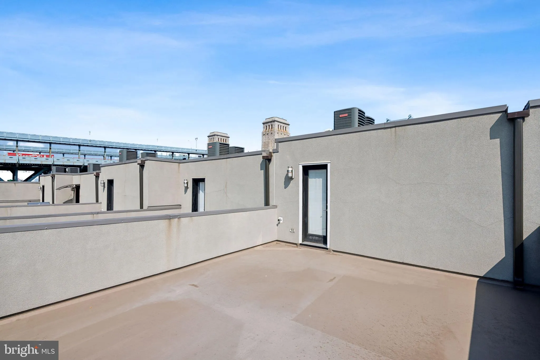 Philadelphia, Pennsylvania 19106, United States, 3 Bedrooms Bedrooms, ,5 BathroomsBathrooms,Residential,Active,43977