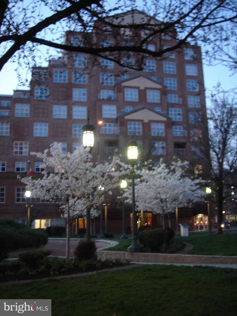 HARBOR EAST - Residential Lease