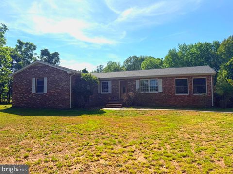 Homes For Sale - 6023 Massaponax Church Road<br/> FREDERICKSBURG, VA 22407