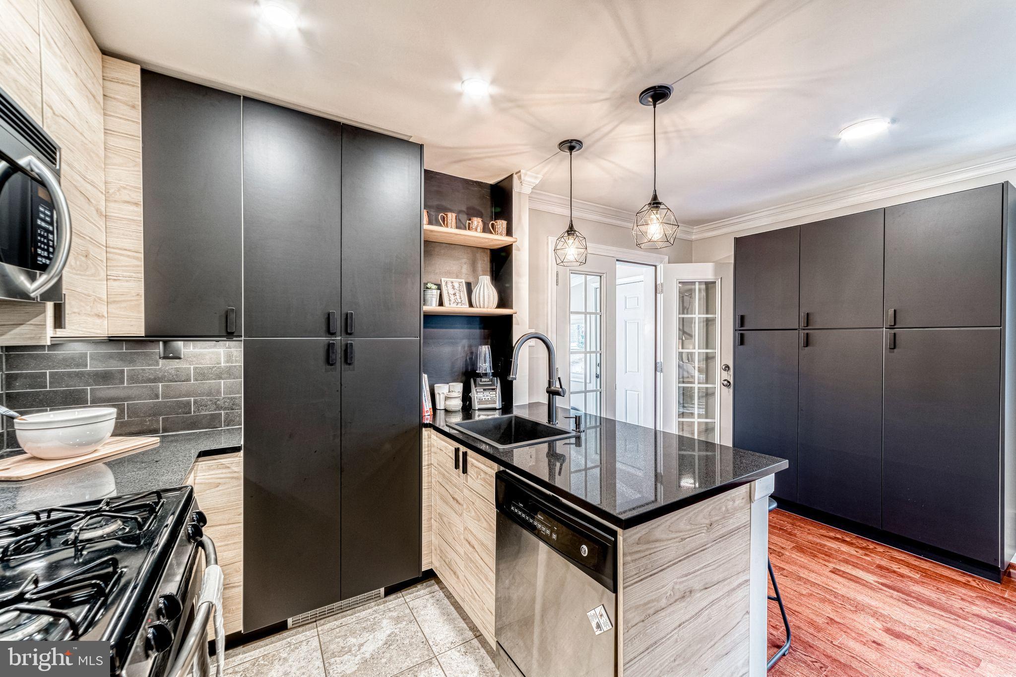 HUNTINGTON - Residential