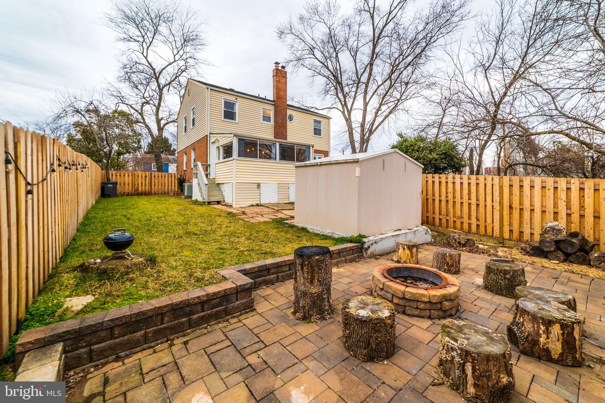 HUNTINGTON - Residential