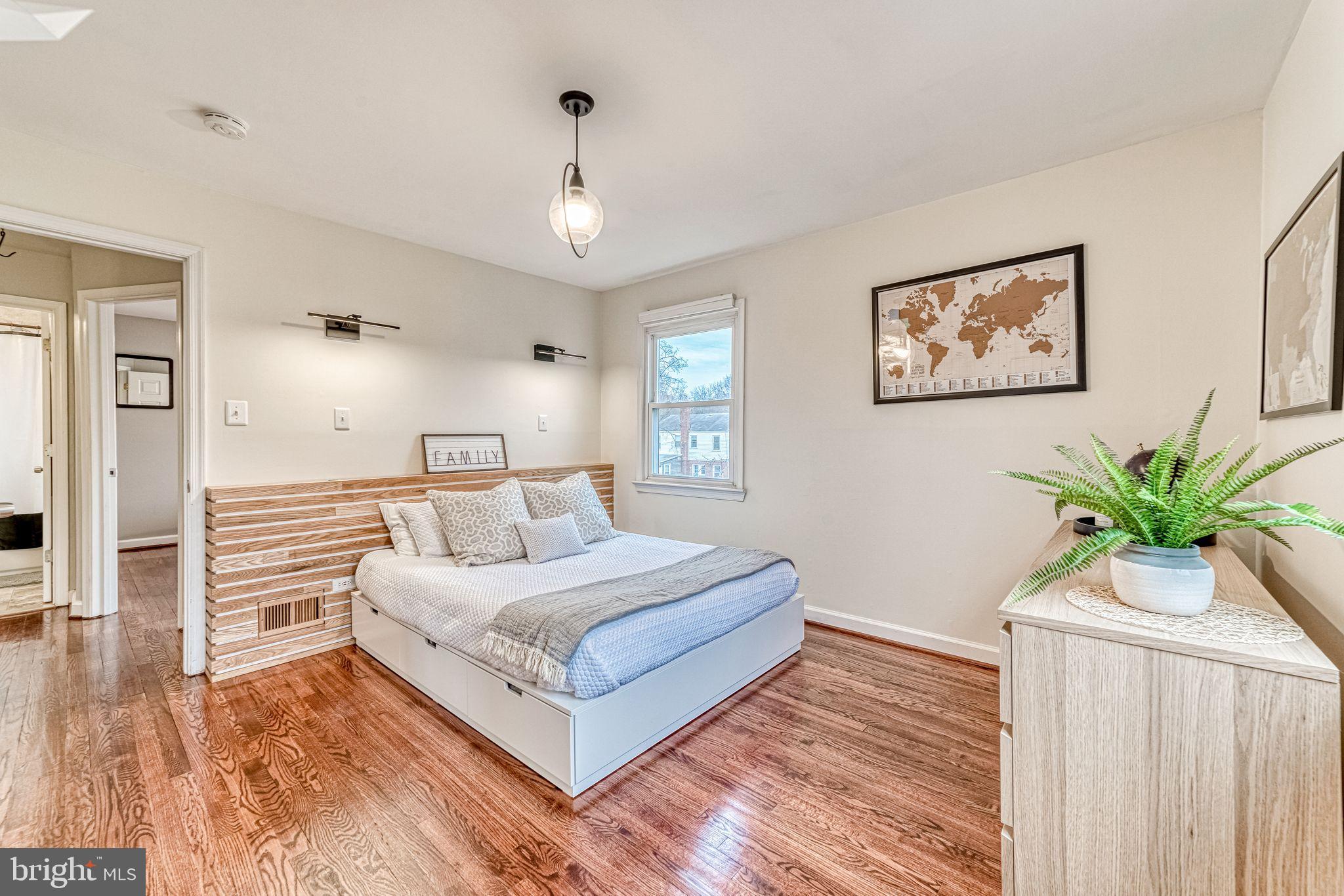 HUNTINGTON - Residential