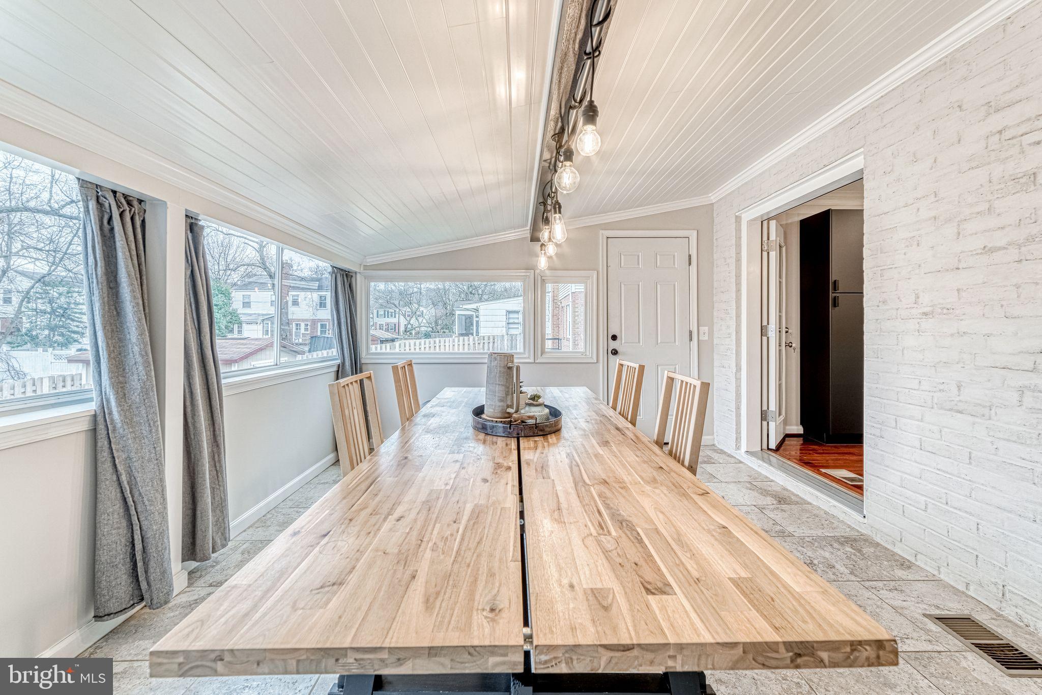 HUNTINGTON - Residential