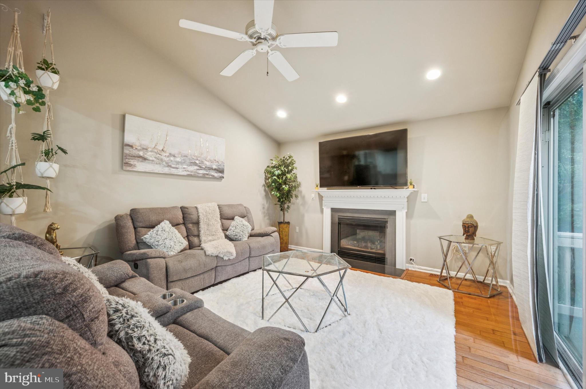 HERITAGE VILLAGE - Residential