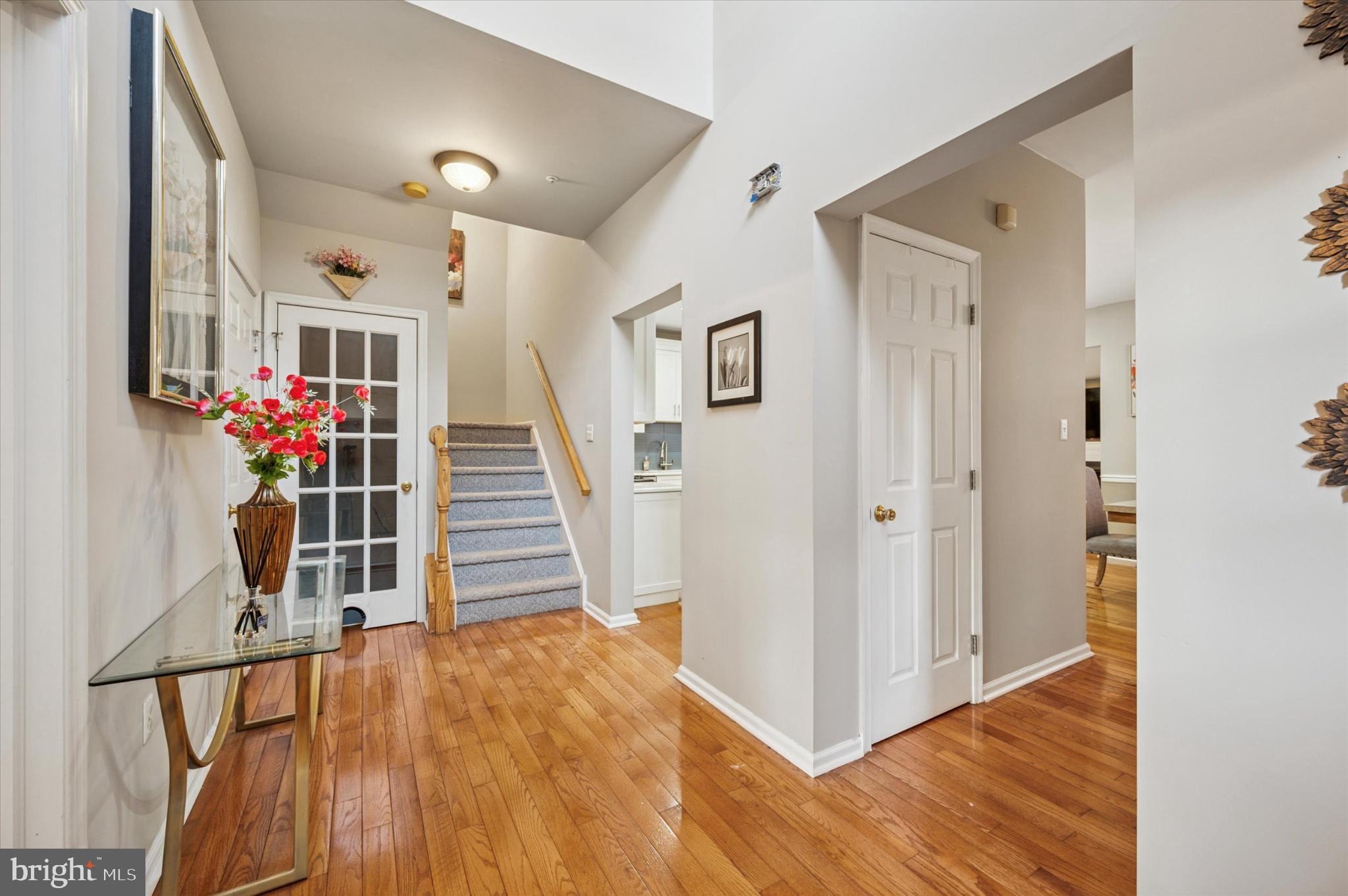 HERITAGE VILLAGE - Residential