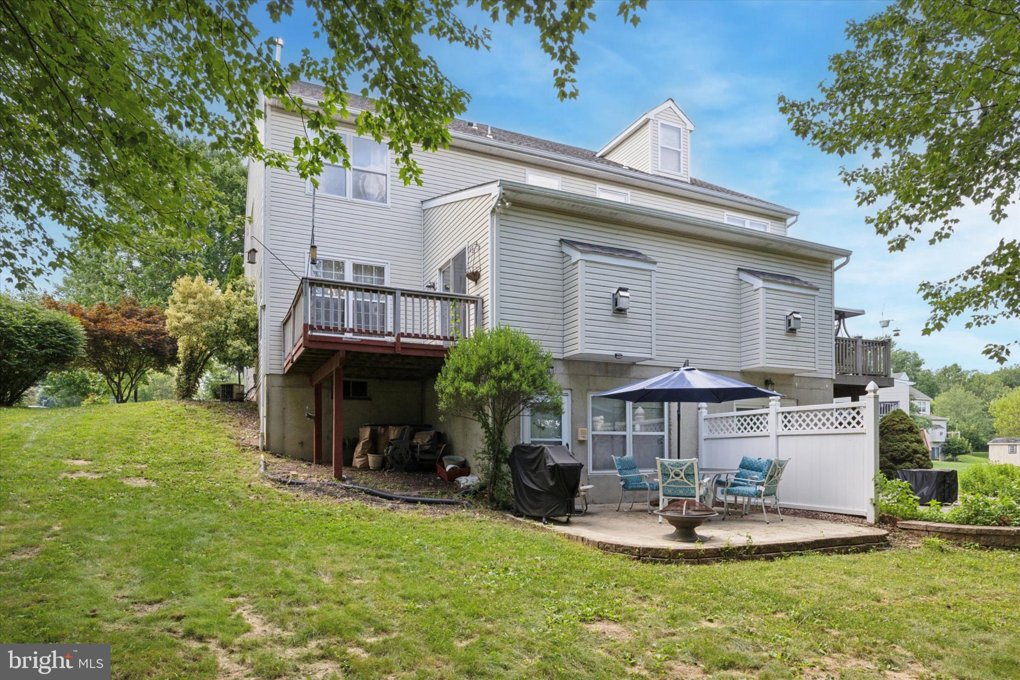 HERITAGE VILLAGE - Residential