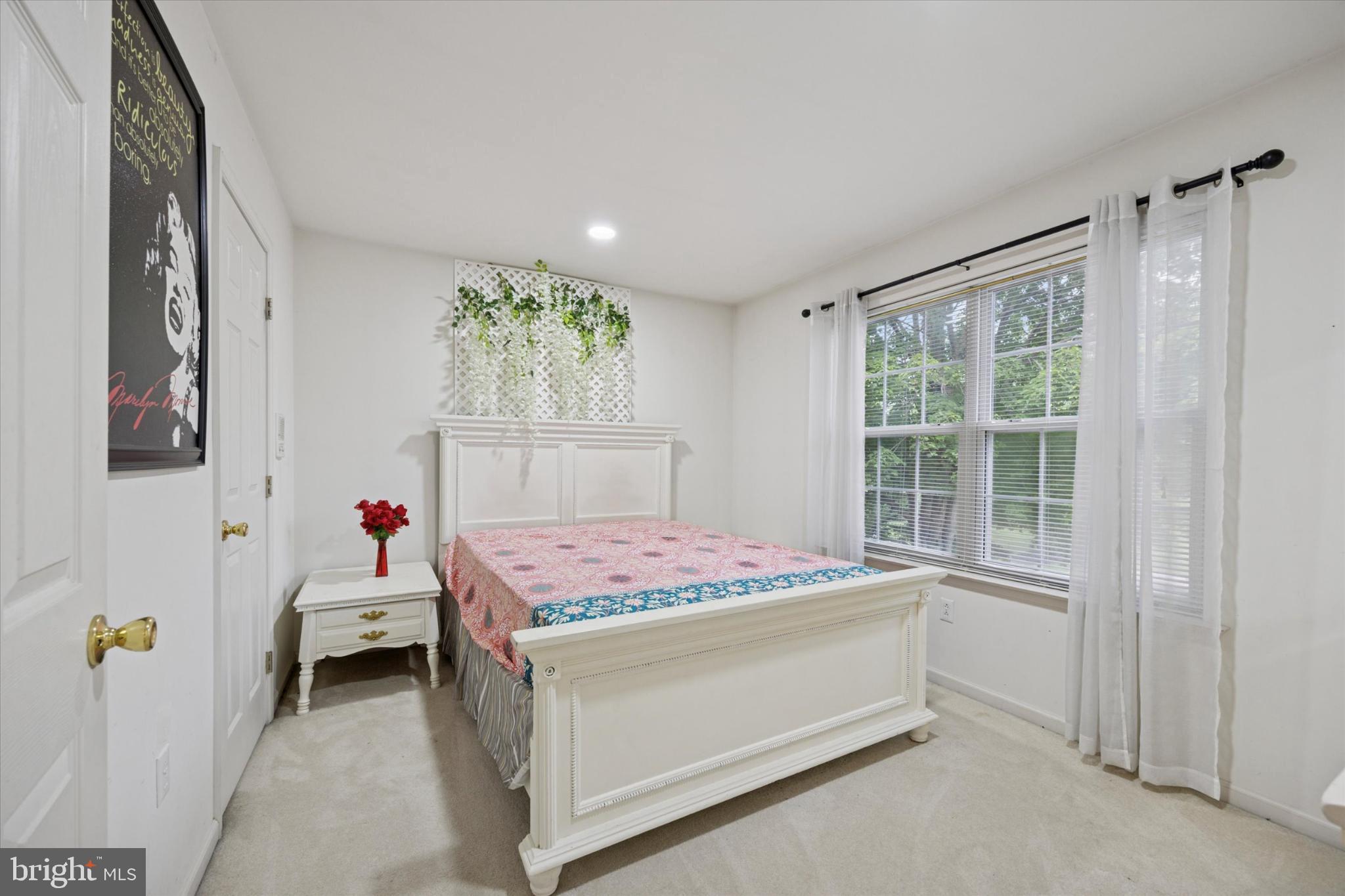 HERITAGE VILLAGE - Residential