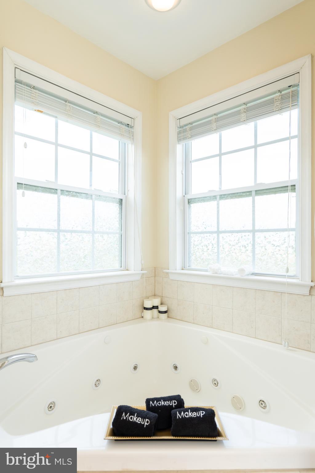 THE GALLERY - Residential Lease