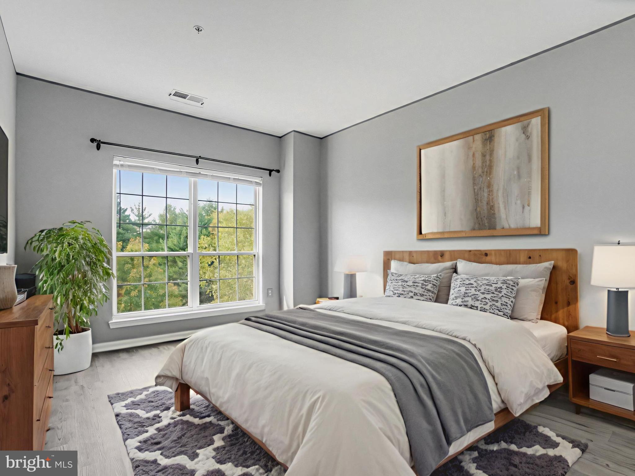 4862 EISENHOWER AVENUE 458