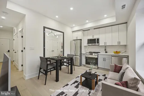 MLS: DCDC2174948
