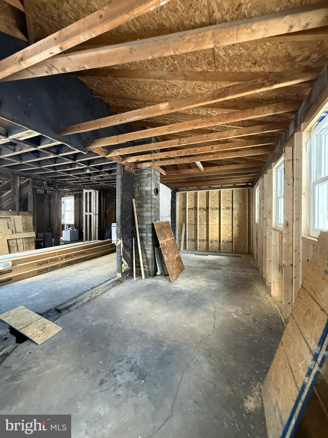 100 MEADE STREET