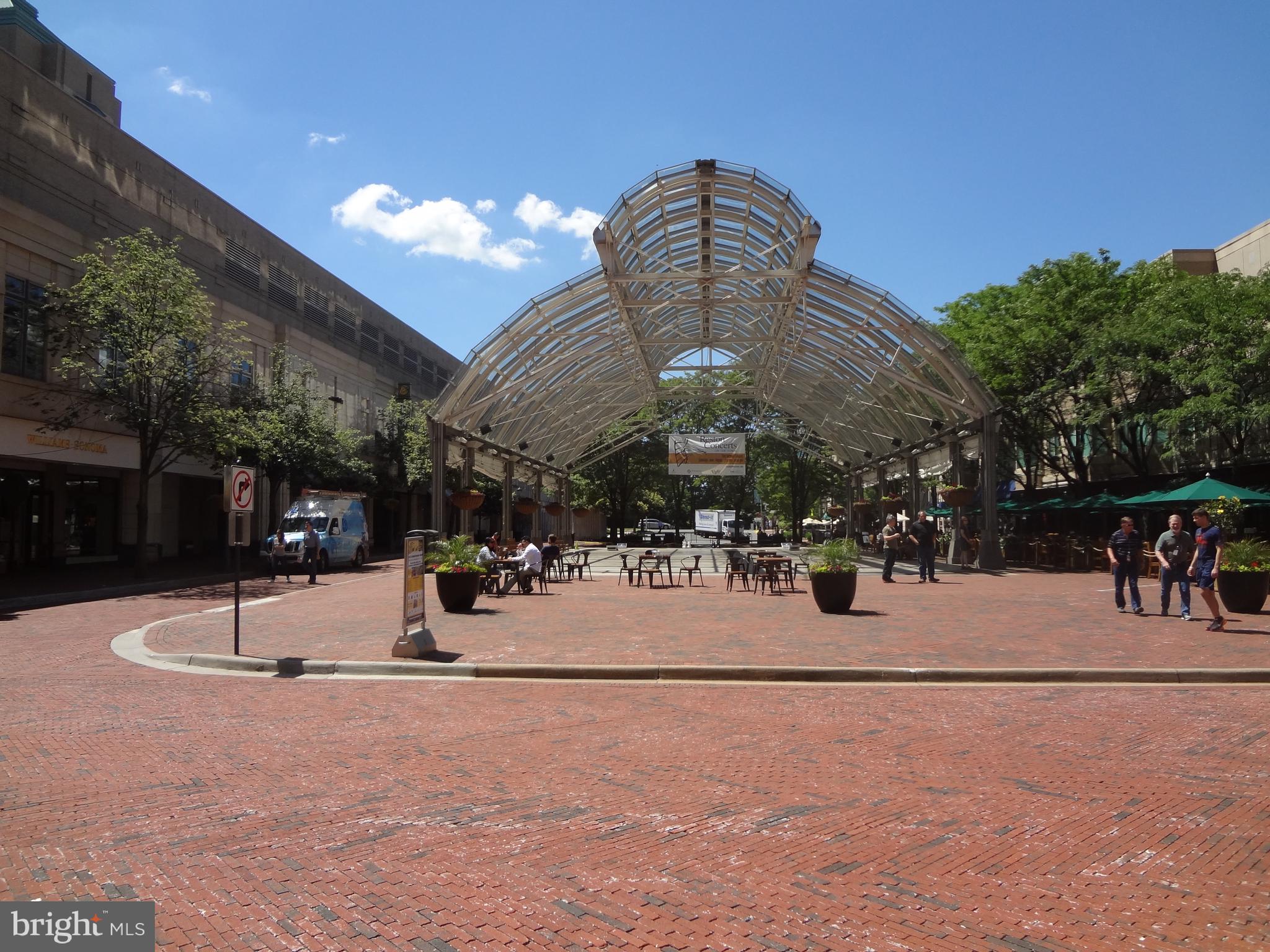 NORTHGATE CONDO - Residential Lease