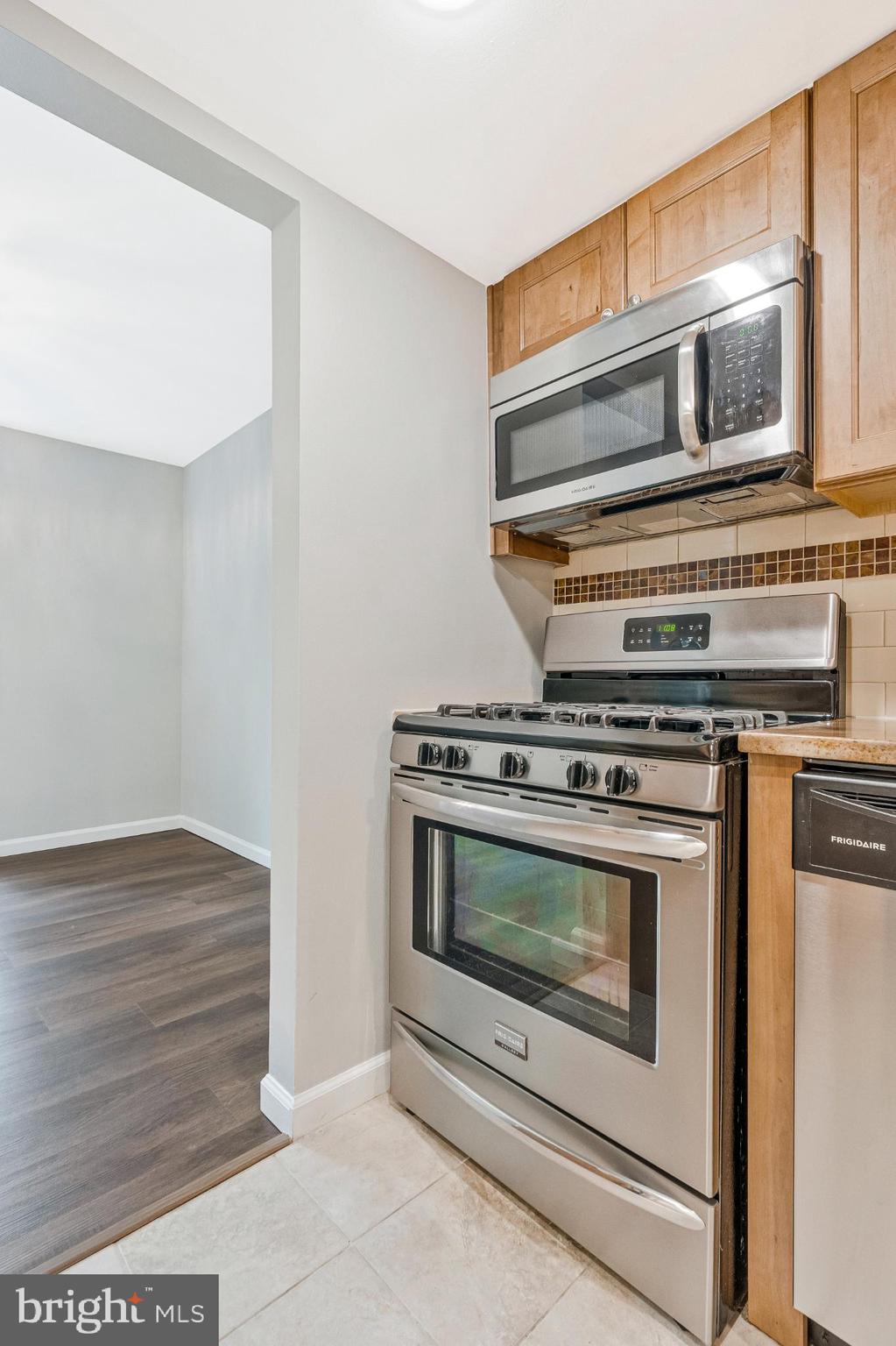 NORTHGATE CONDO - Residential Lease