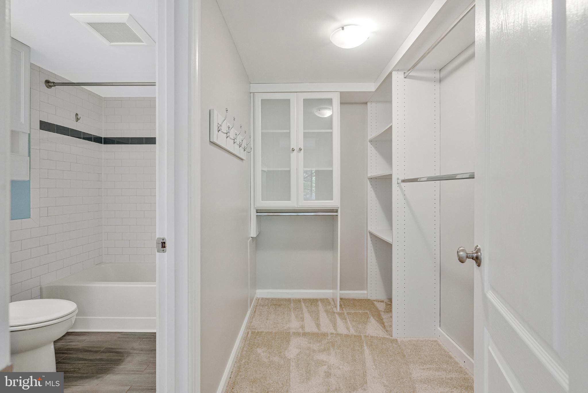 NORTHGATE CONDO - Residential Lease