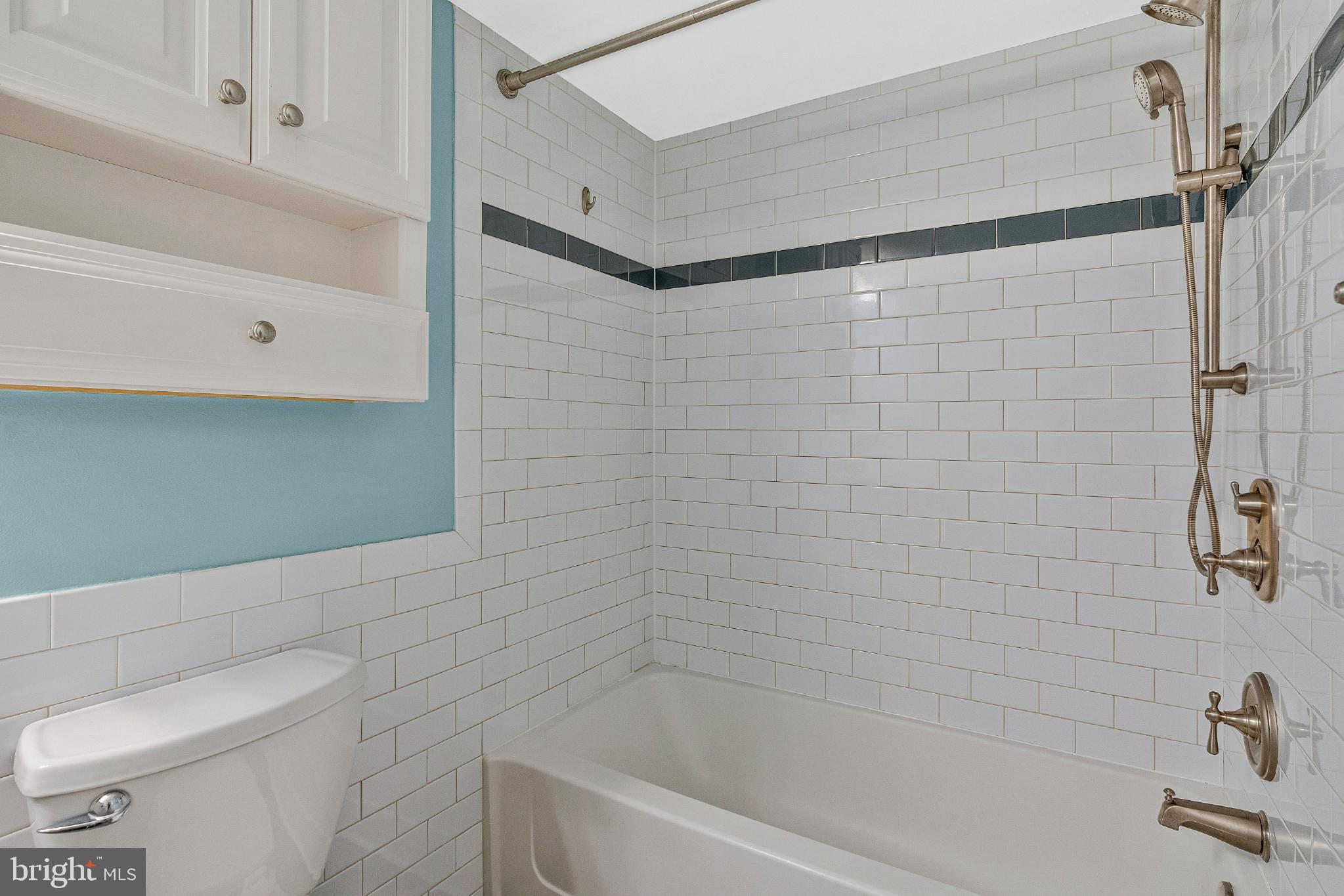 NORTHGATE CONDO - Residential Lease