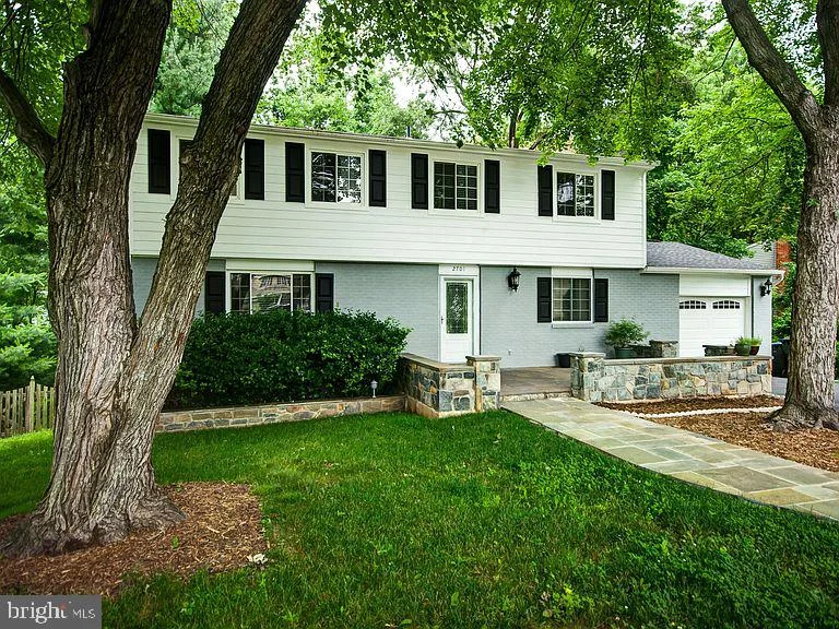 2701 Wrexham Court, Herndon, VA 20171