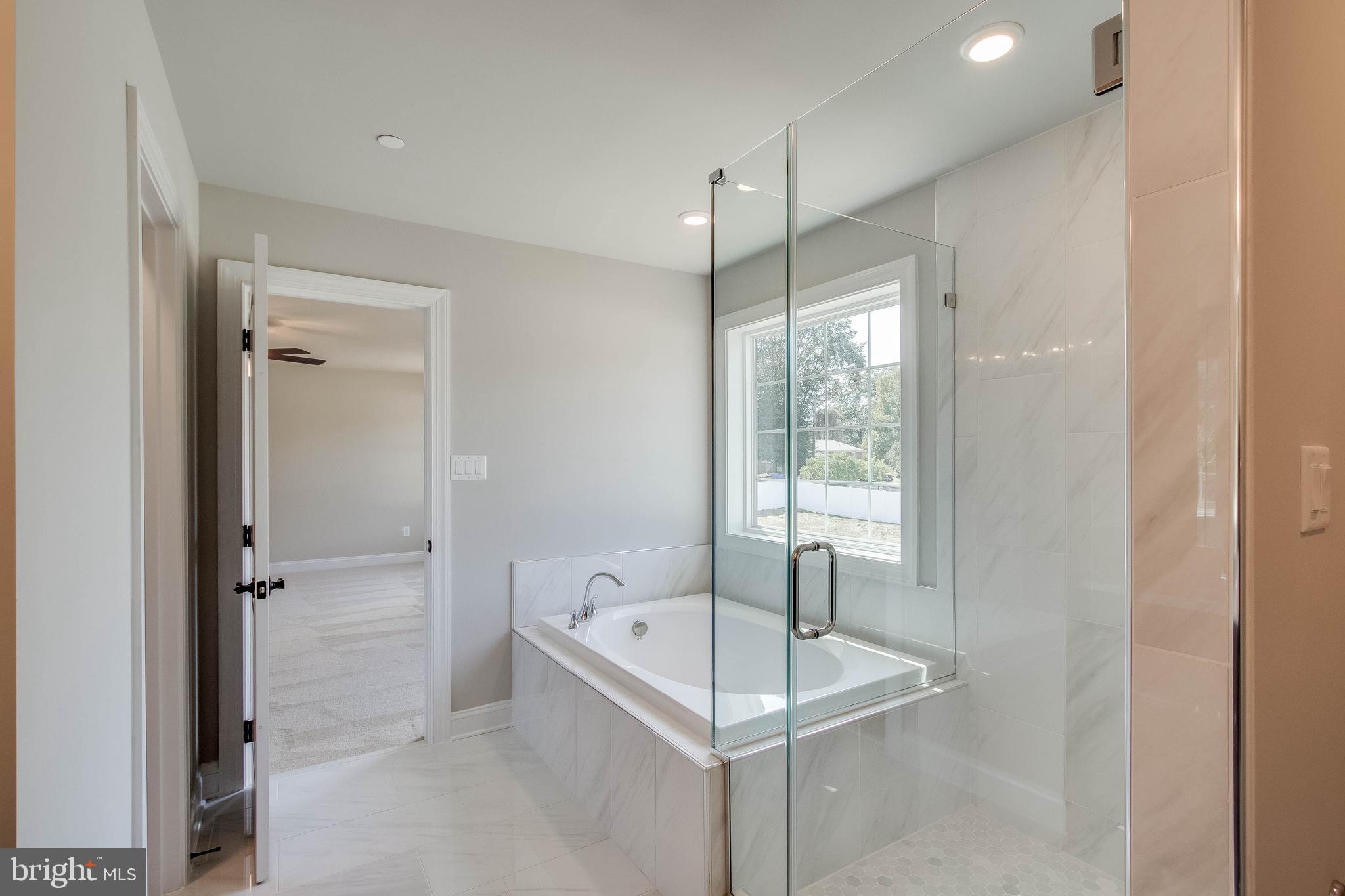 MIMOSA ADDITION TO MT CARMEL WOODS SUB - Residential