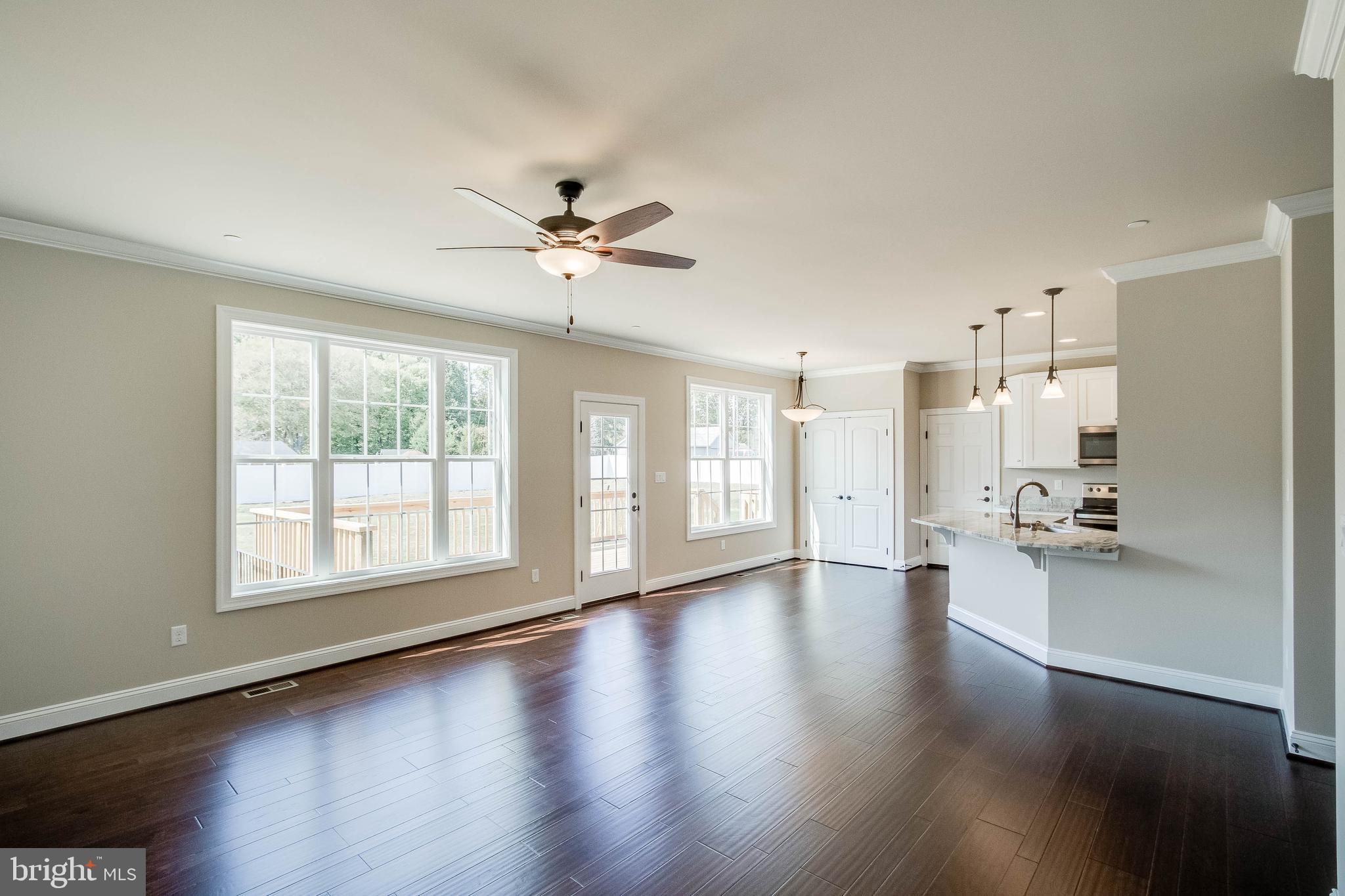 MIMOSA ADDITION TO MT CARMEL WOODS SUB - Residential