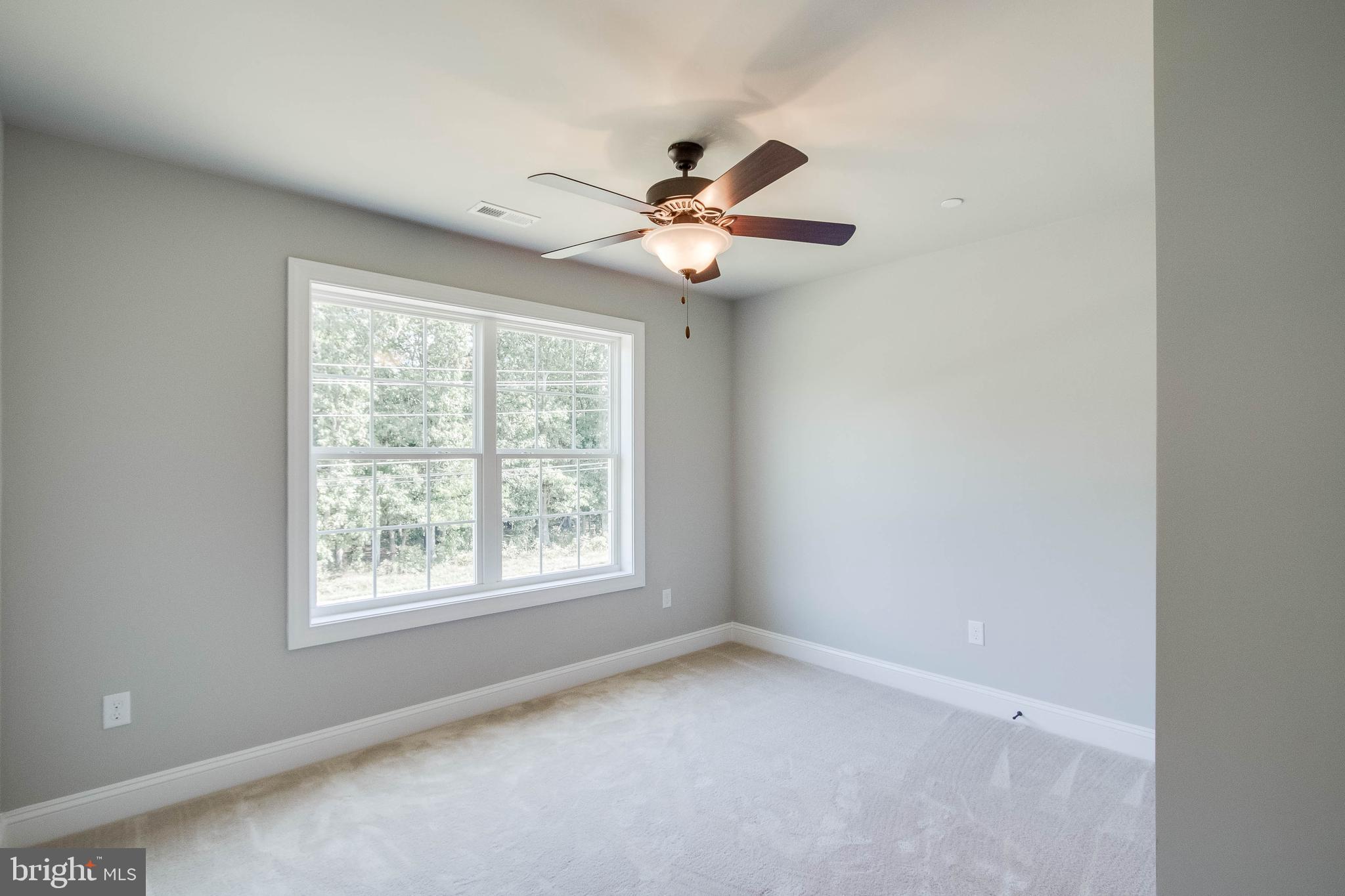 MIMOSA ADDITION TO MT CARMEL WOODS SUB - Residential