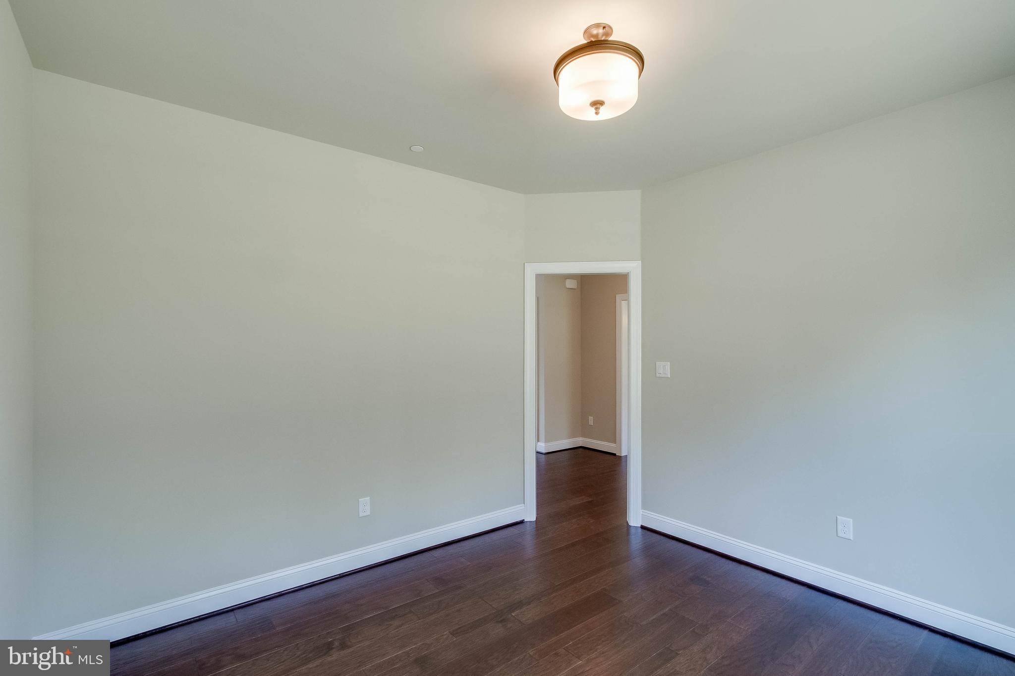 MIMOSA ADDITION TO MT CARMEL WOODS SUB - Residential