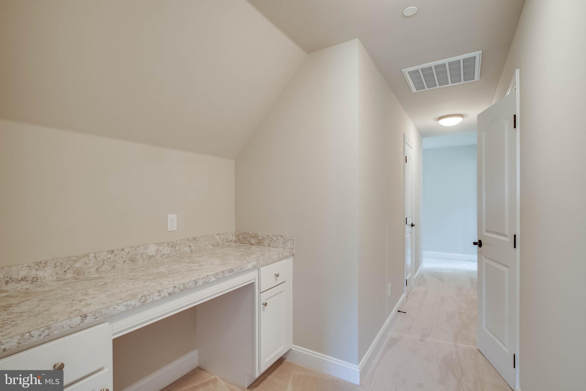 MIMOSA ADDITION TO MT CARMEL WOODS SUB - Residential