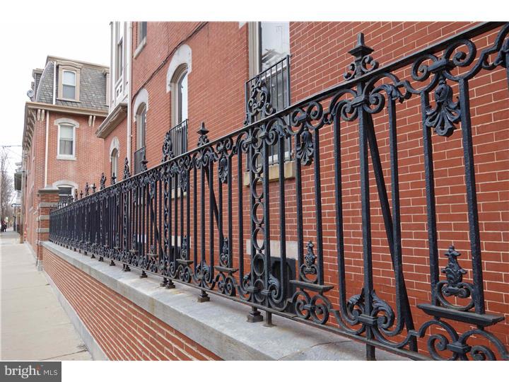 ART MUSEUM AREA - Residential