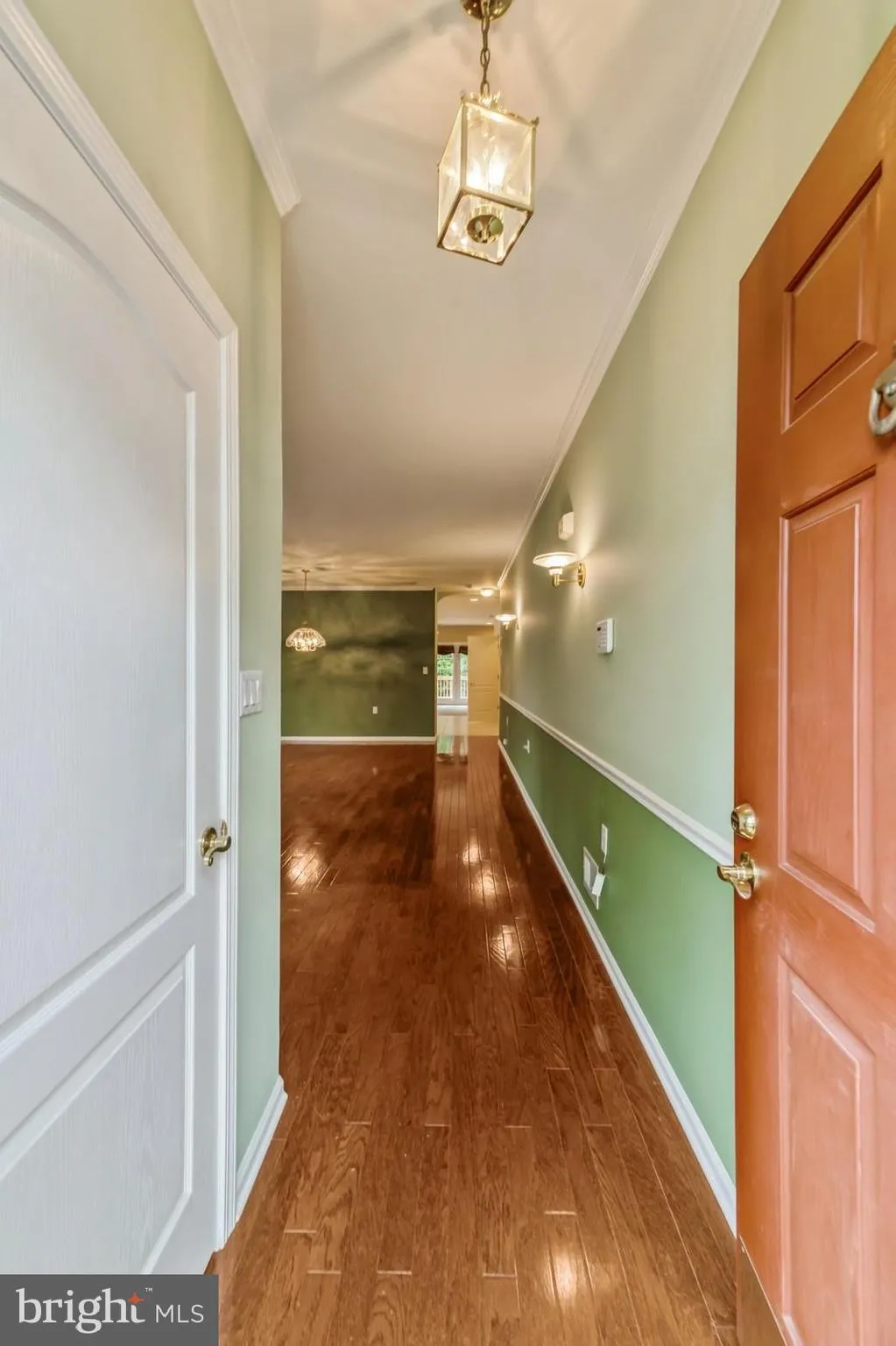West Windsor, New Jersey 08550, United States, 2 Bedrooms Bedrooms, ,2 BathroomsBathrooms,Residential,Active,141487