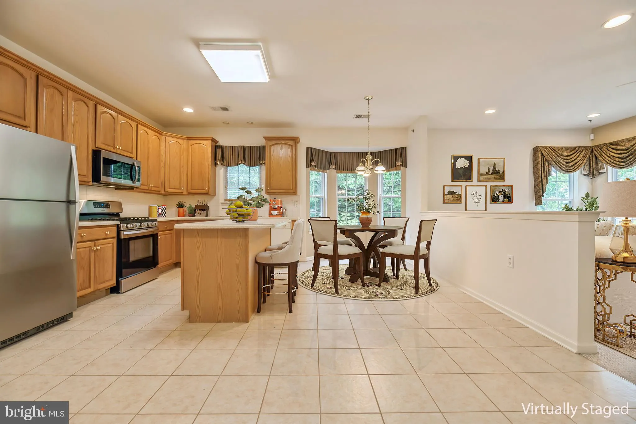 West Windsor, New Jersey 08550, United States, 2 Bedrooms Bedrooms, ,2 BathroomsBathrooms,Residential,Active,141487